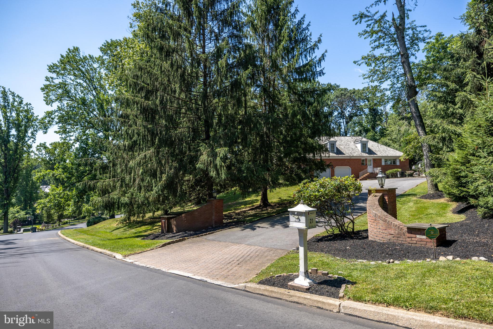 SPRINGTON POINTE - Residential