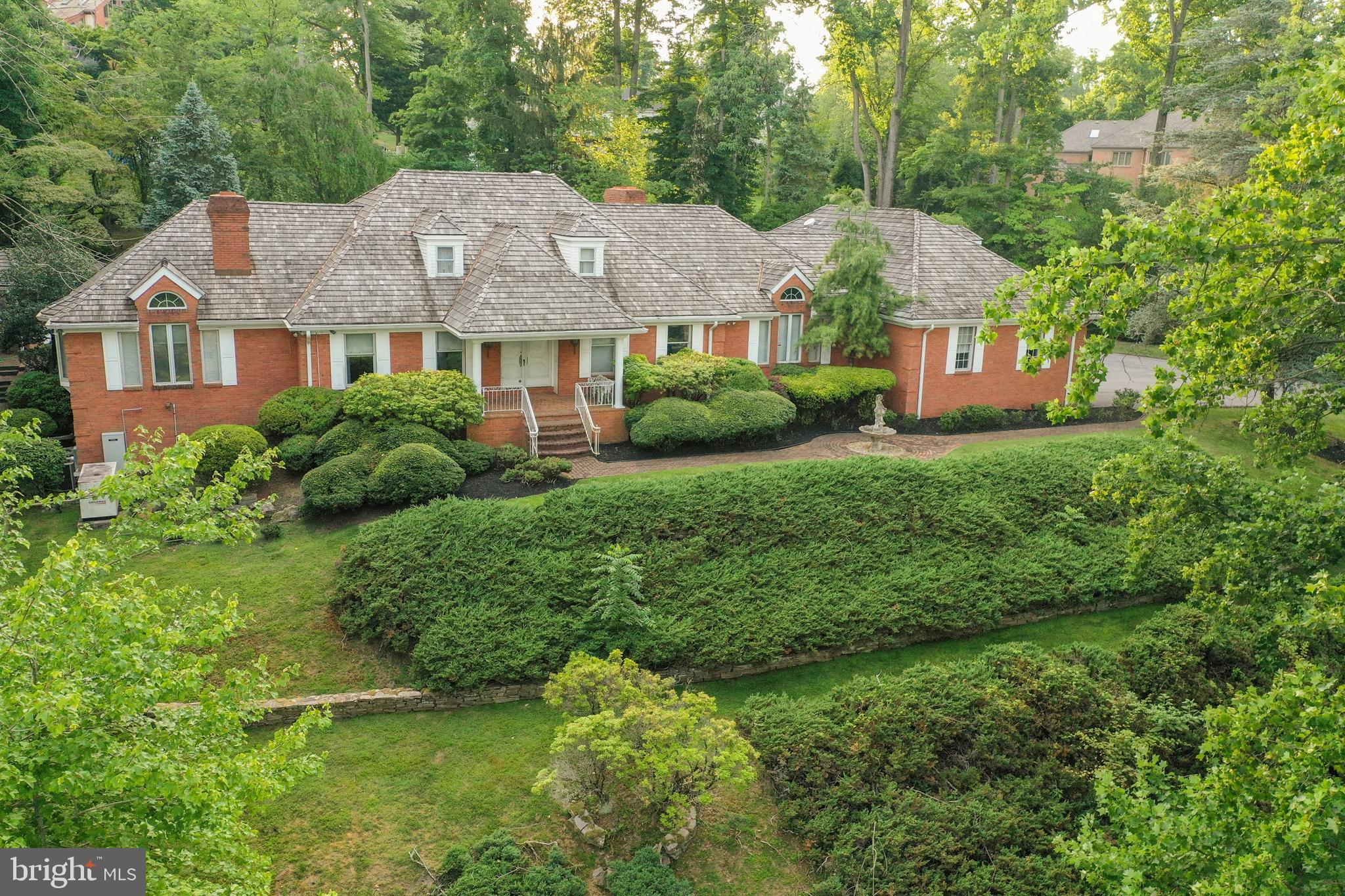 SPRINGTON POINTE - Residential