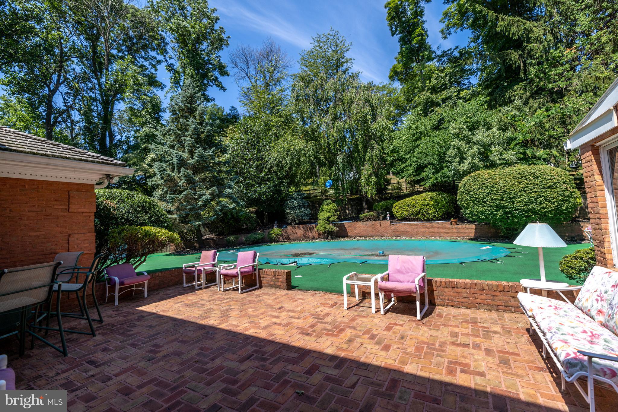 SPRINGTON POINTE - Residential