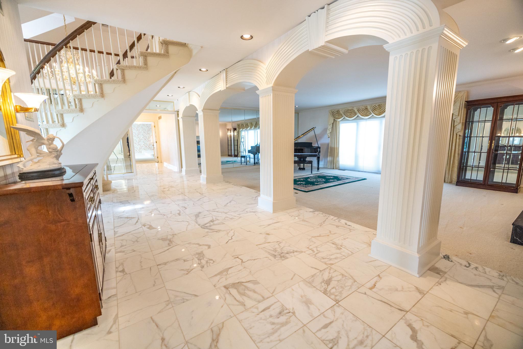 SPRINGTON POINTE - Residential