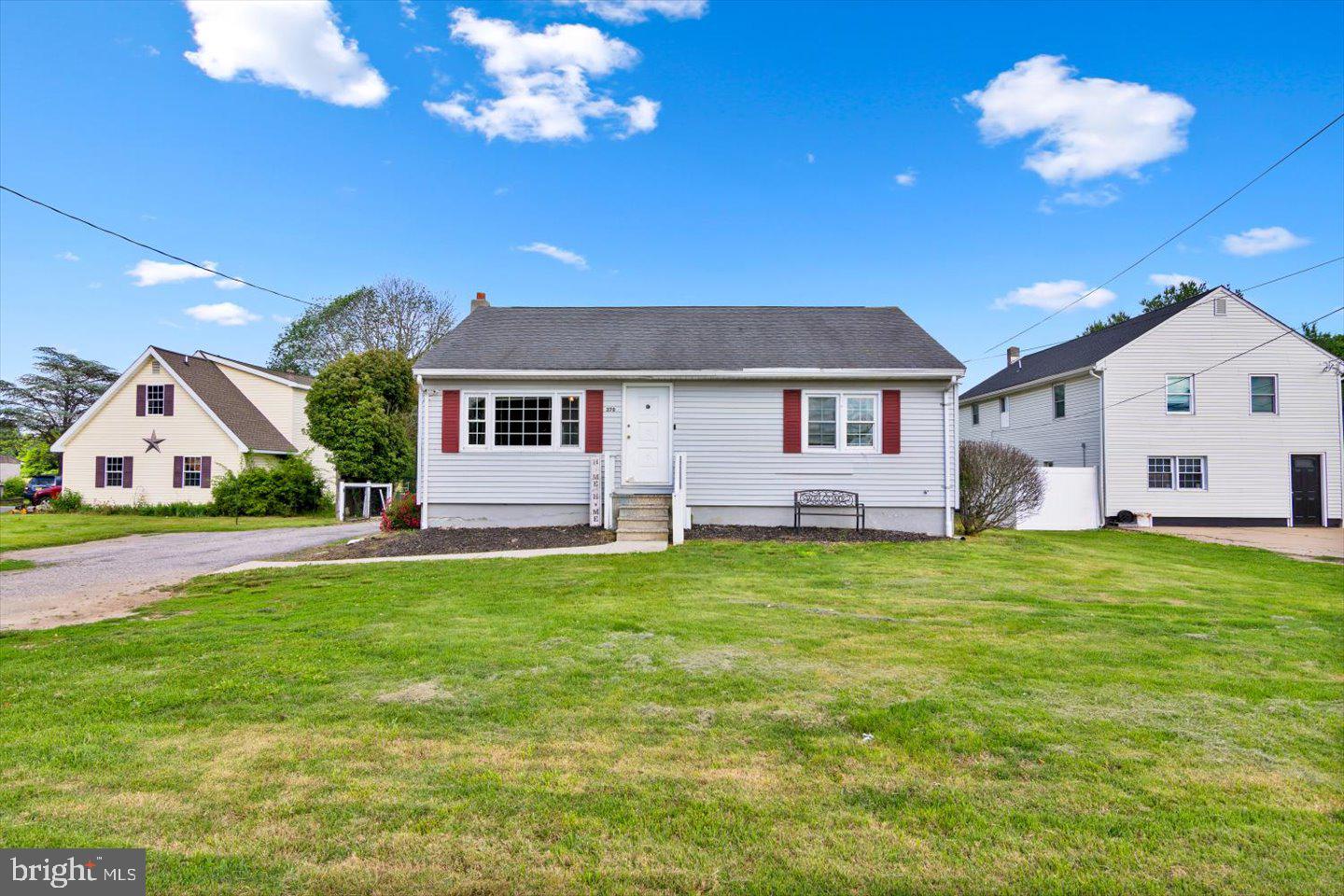 370 S HOOK ROAD