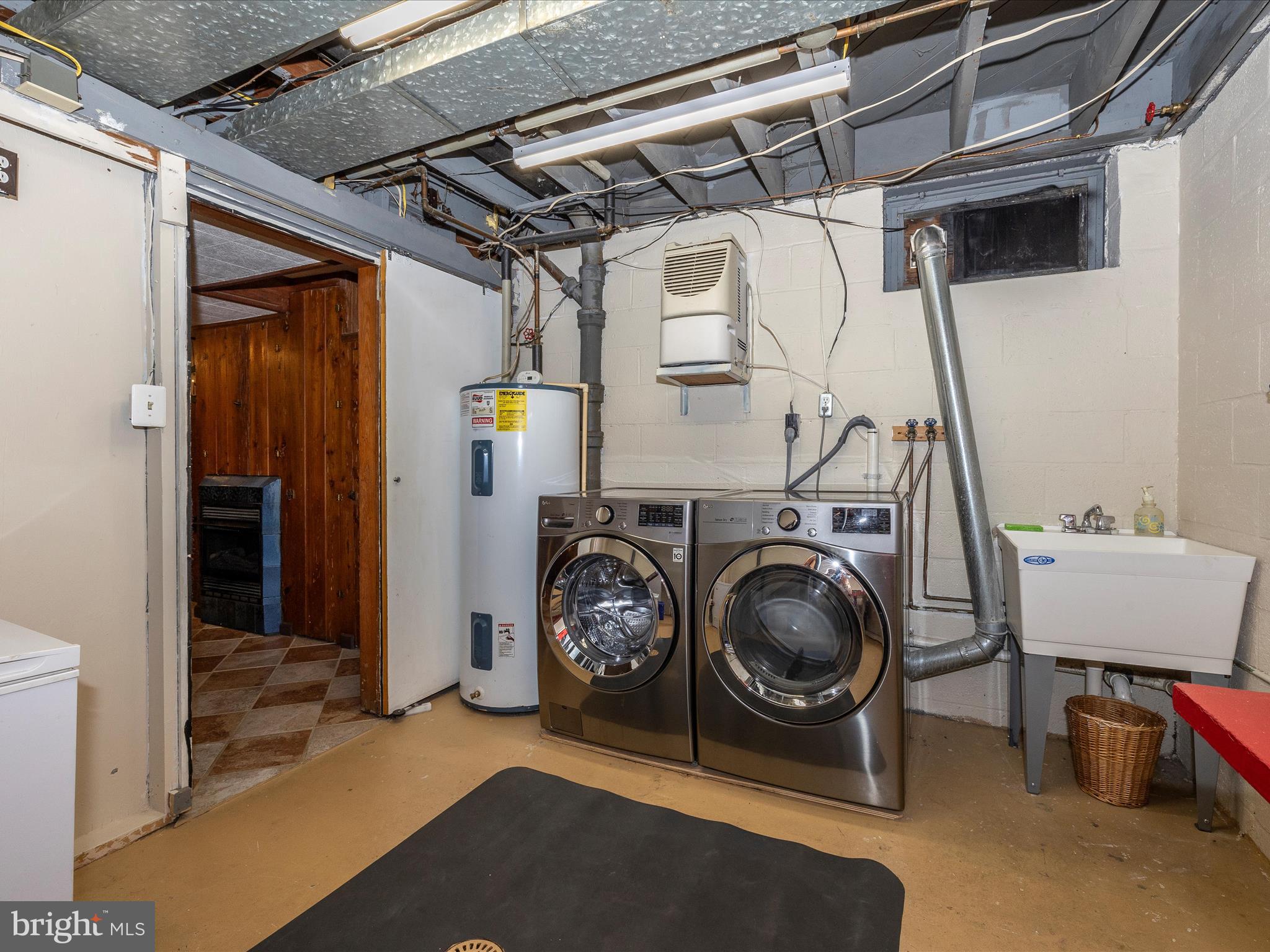 BAKER PARK - Residential