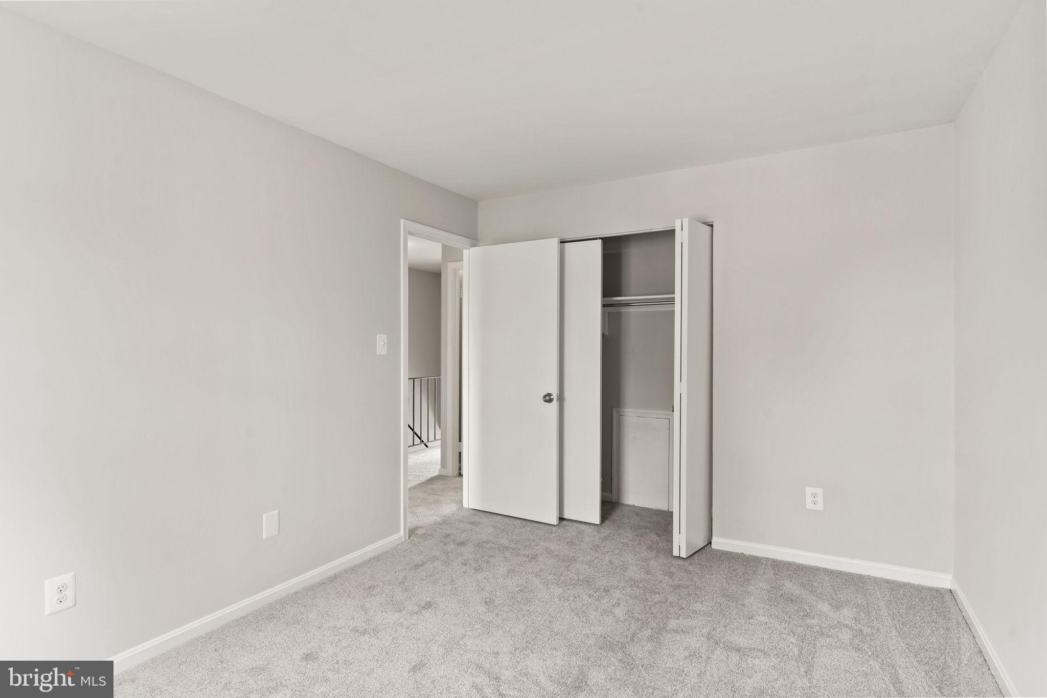 KEENE  MILL WOODS - Residential