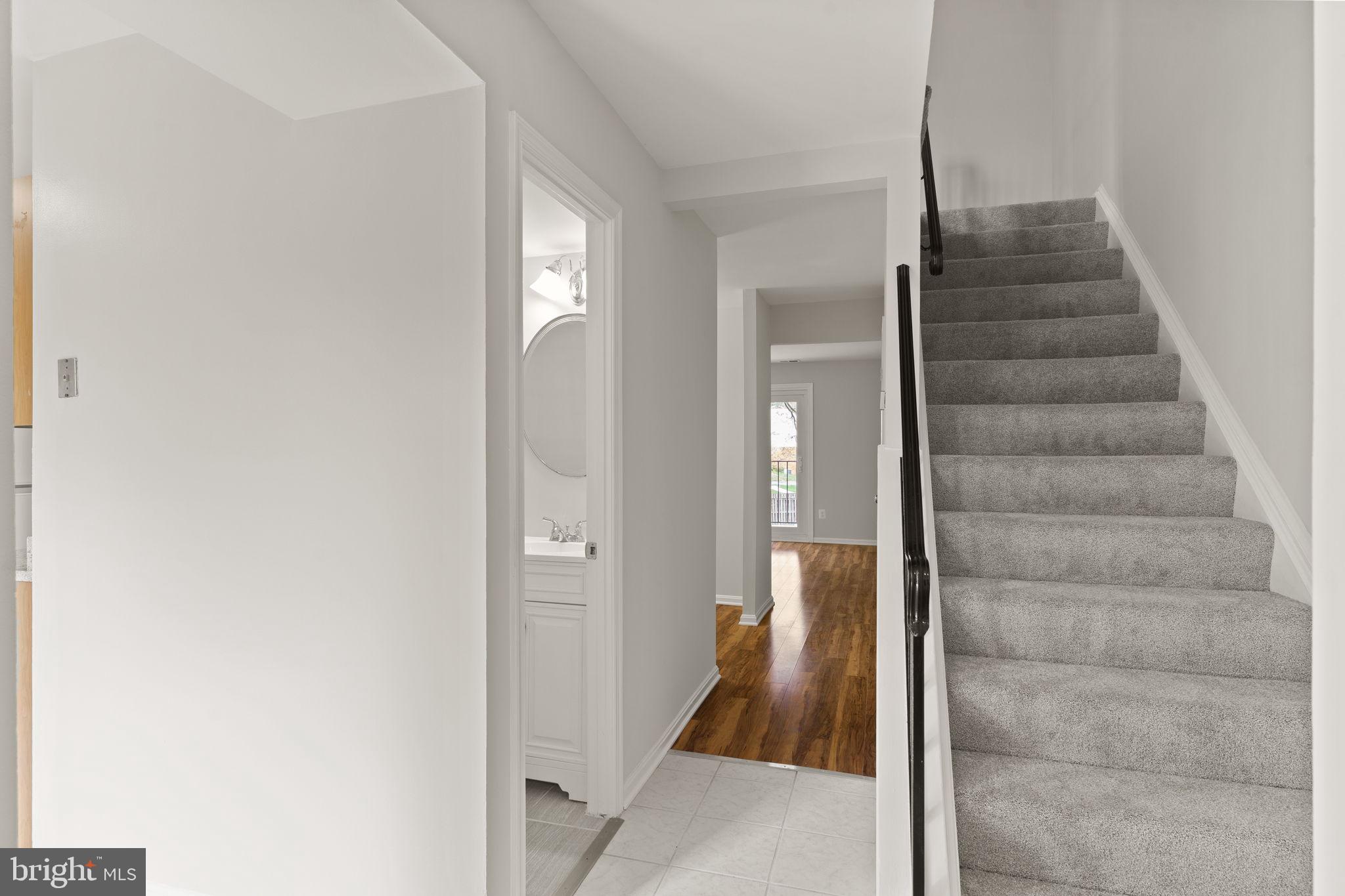 KEENE  MILL WOODS - Residential