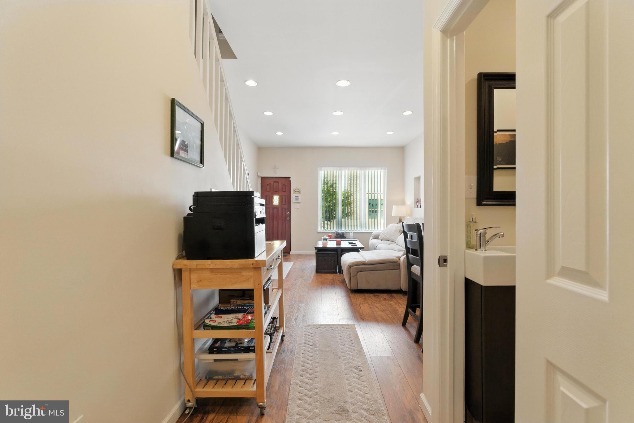 WHITMAN - Residential