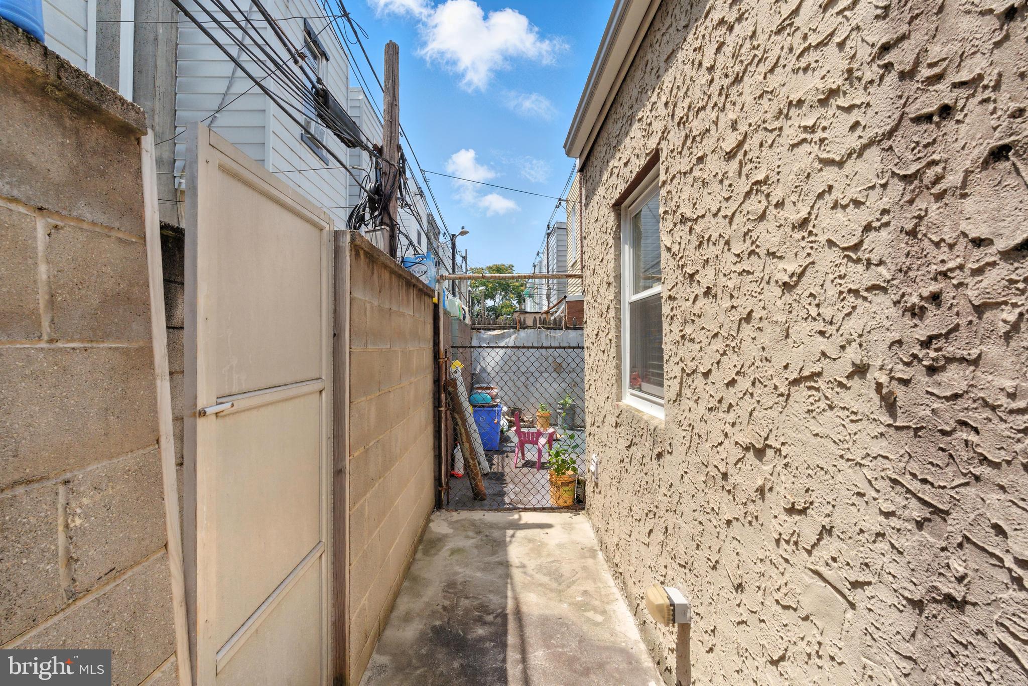 WHITMAN - Residential