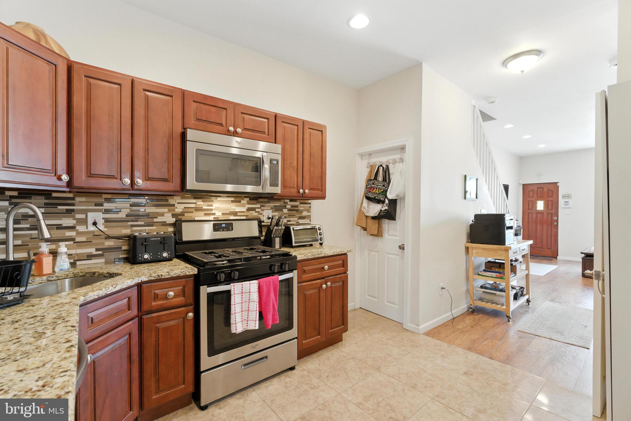 WHITMAN - Residential