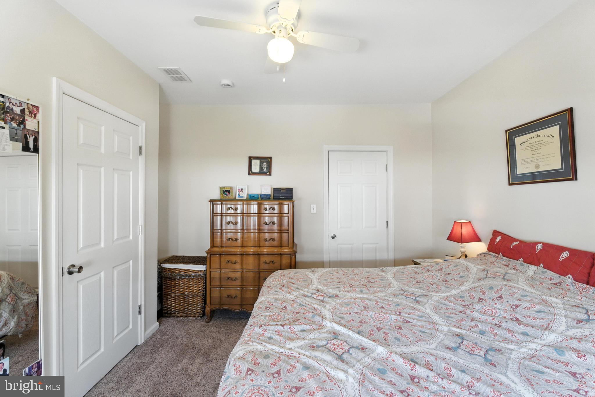 WHITMAN - Residential