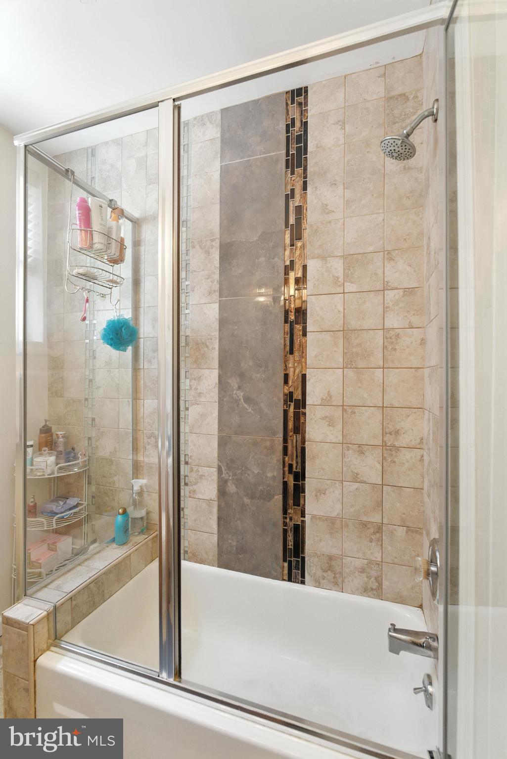 WHITMAN - Residential