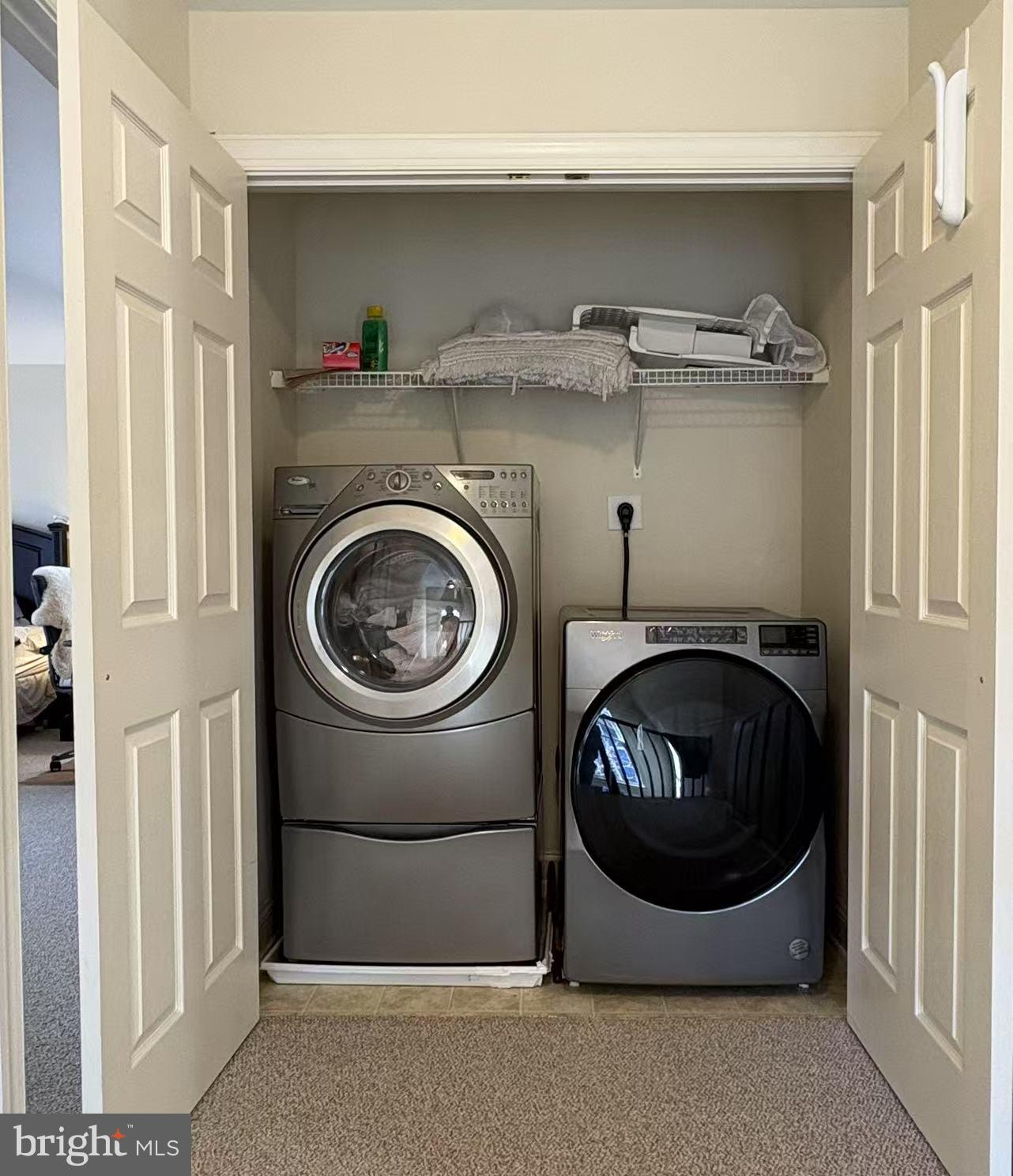 BAY HIGHLANDS - Residential