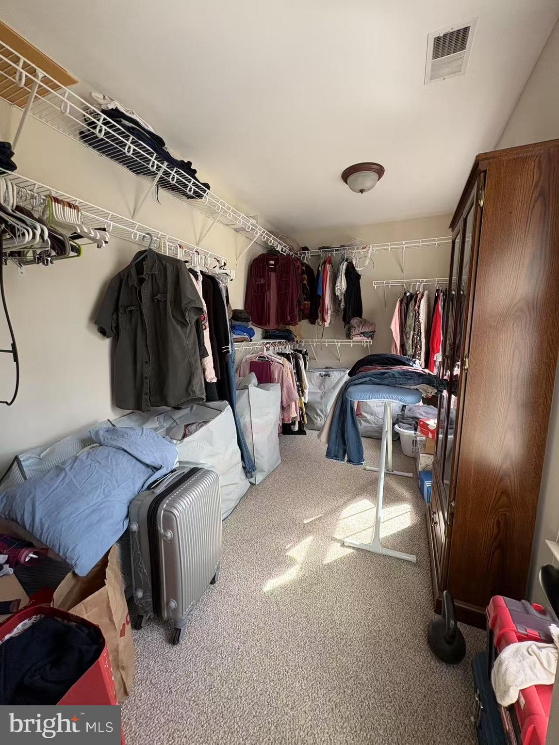 BAY HIGHLANDS - Residential