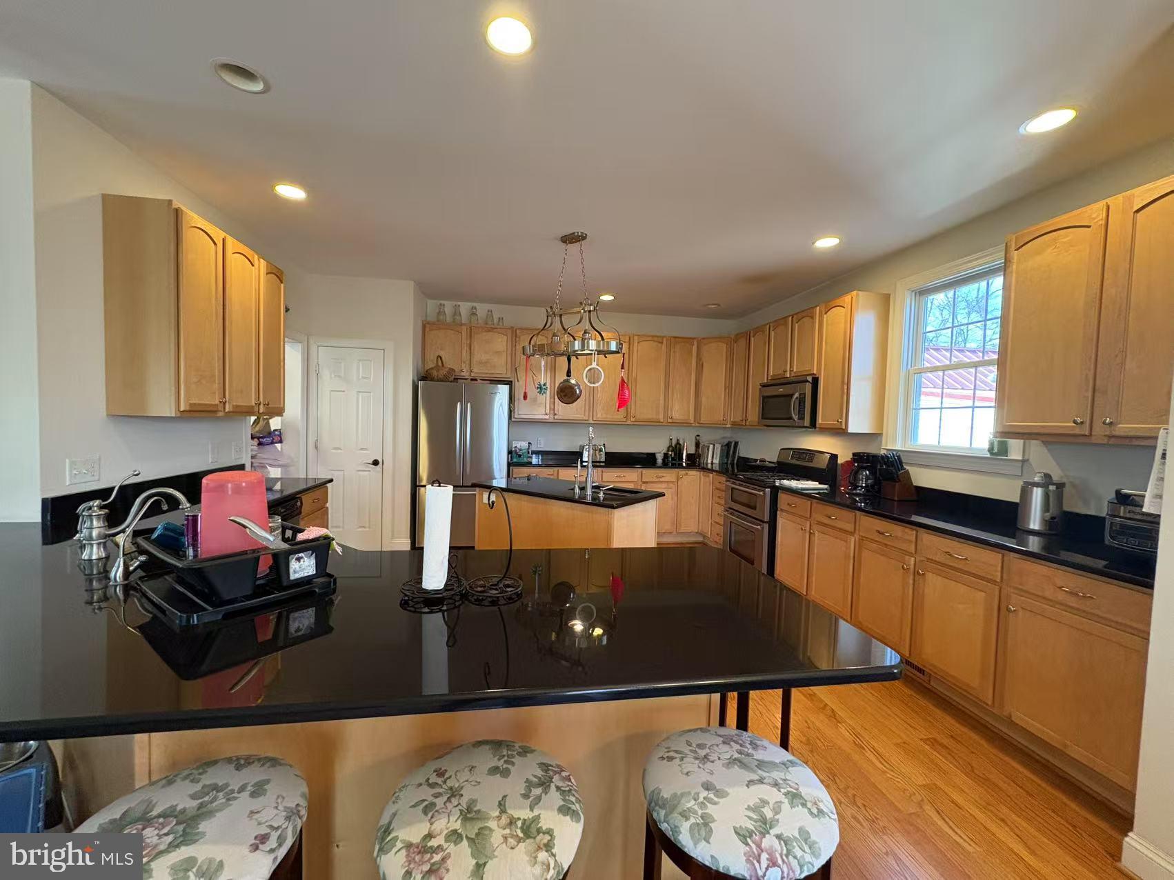 BAY HIGHLANDS - Residential