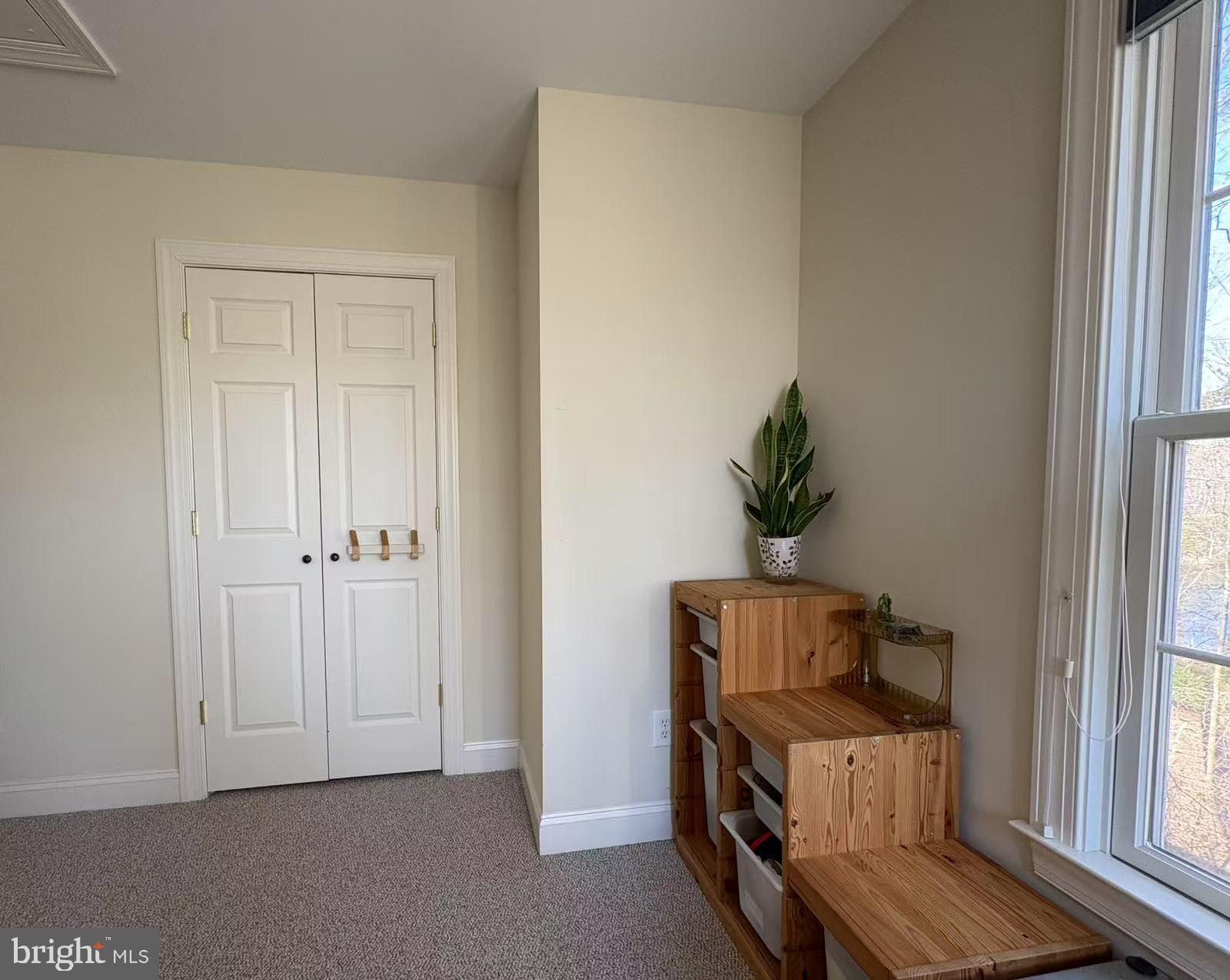 BAY HIGHLANDS - Residential