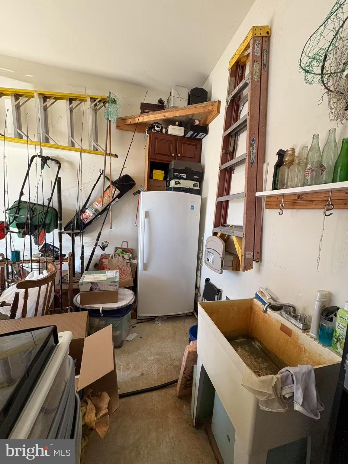 BAY HIGHLANDS - Residential