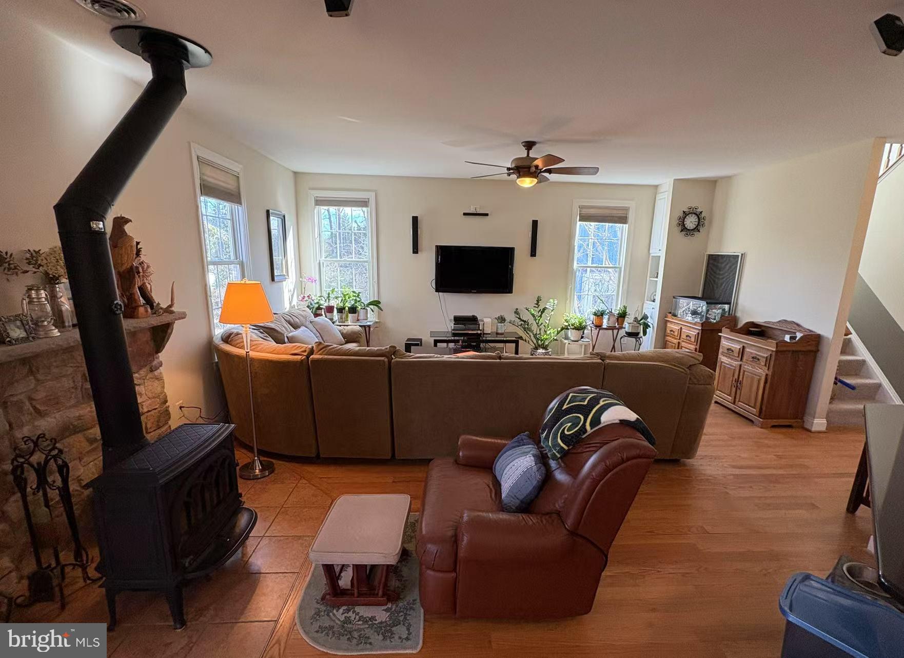 BAY HIGHLANDS - Residential