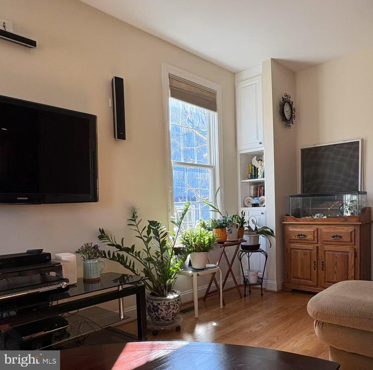 BAY HIGHLANDS - Residential