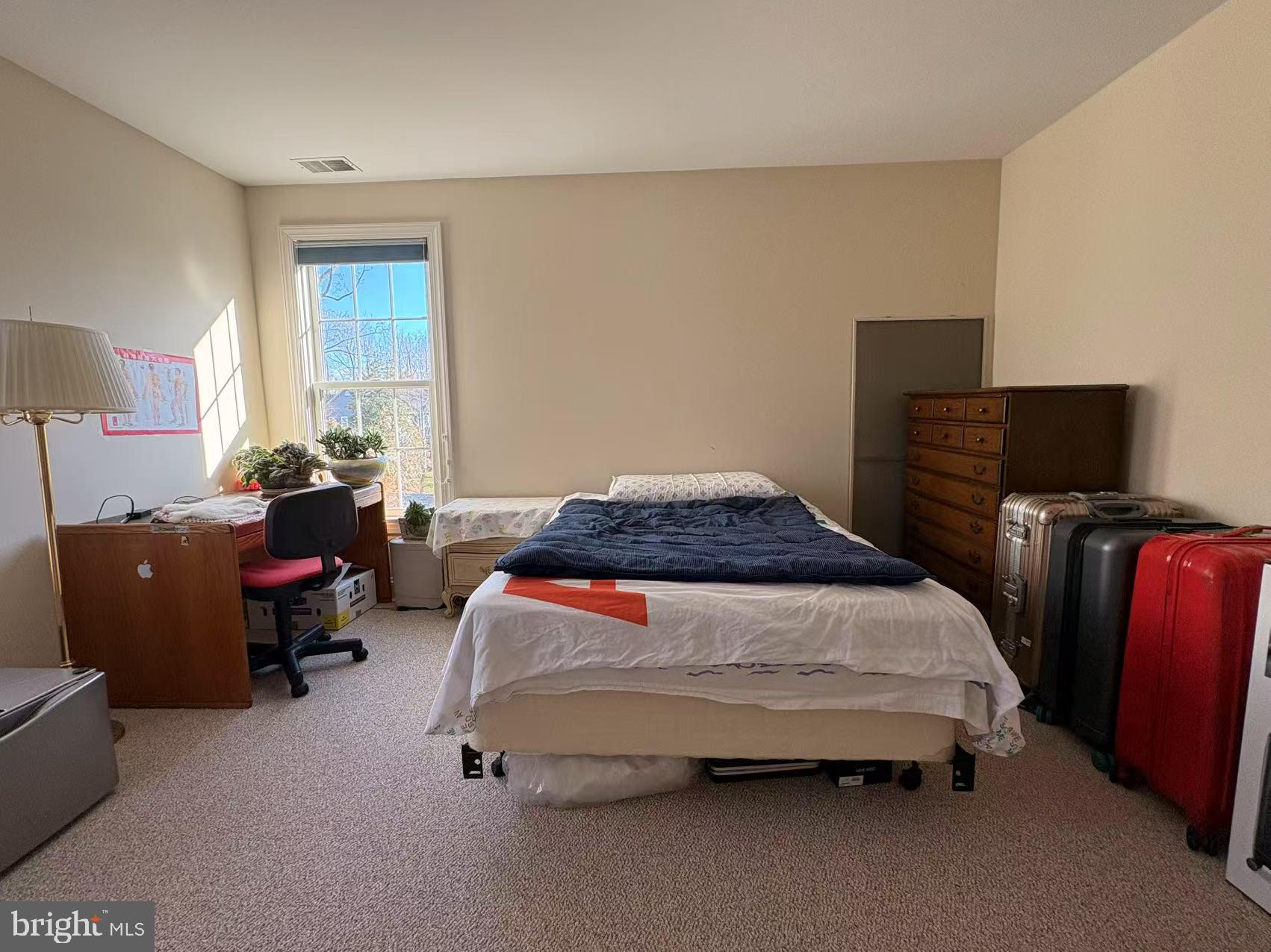 BAY HIGHLANDS - Residential