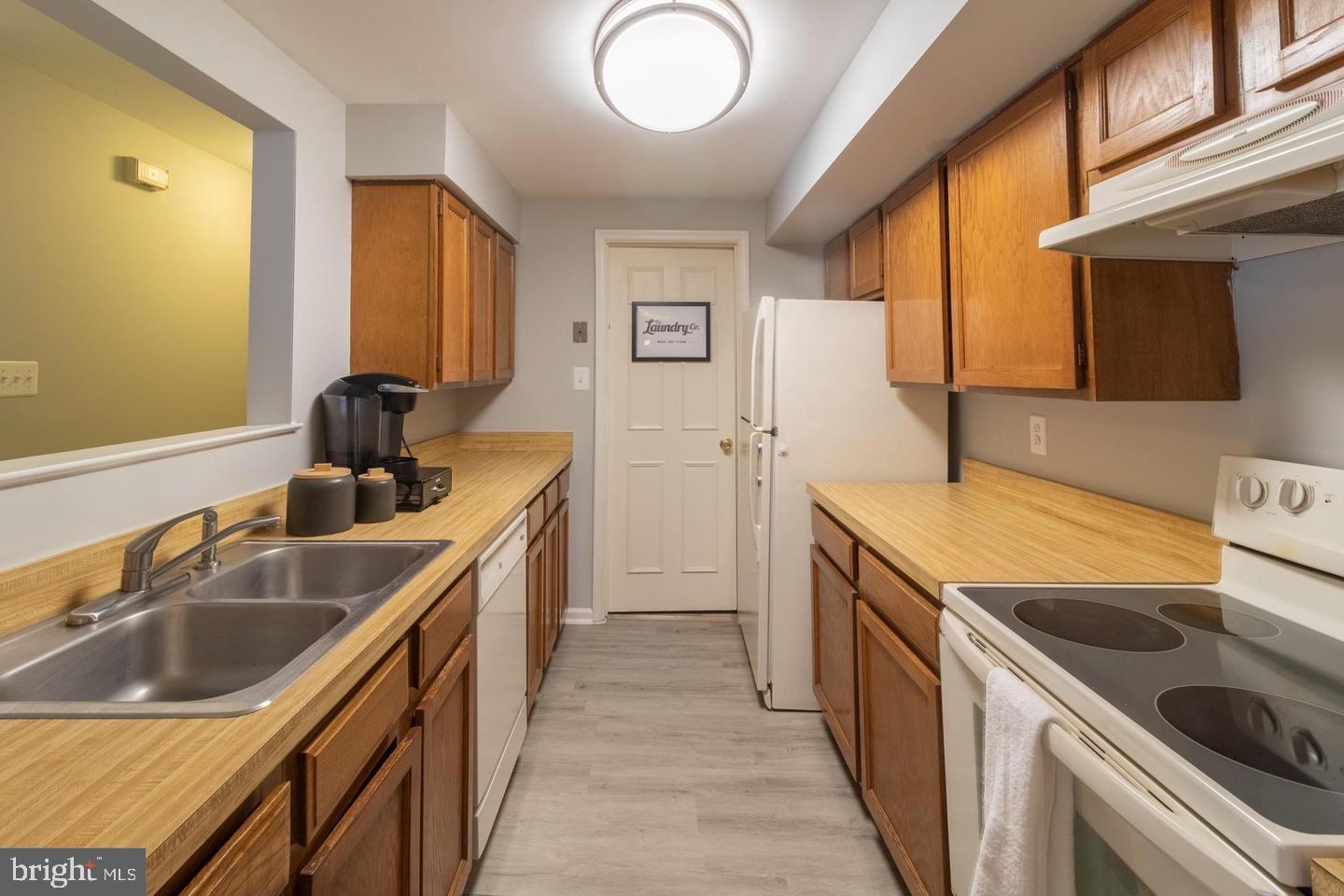 WATERS HOUSE - Residential Lease