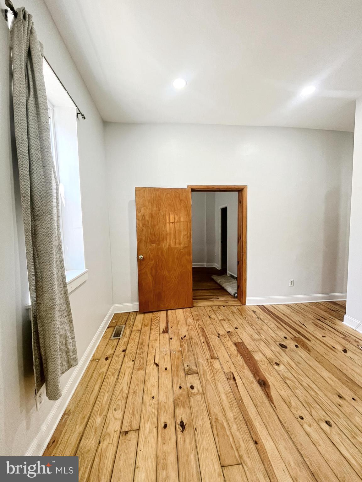 BELLA VISTA - Residential Lease