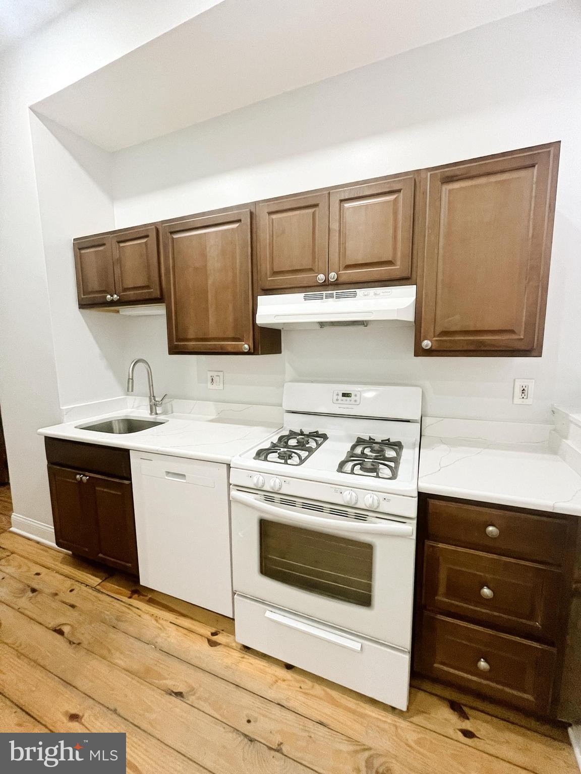 BELLA VISTA - Residential Lease