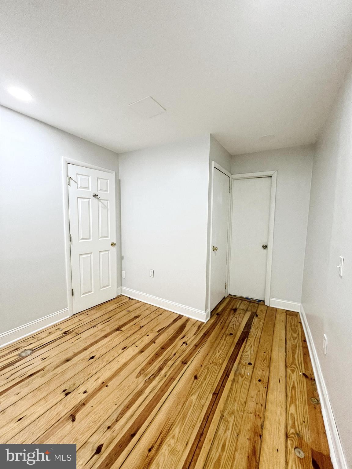 BELLA VISTA - Residential Lease