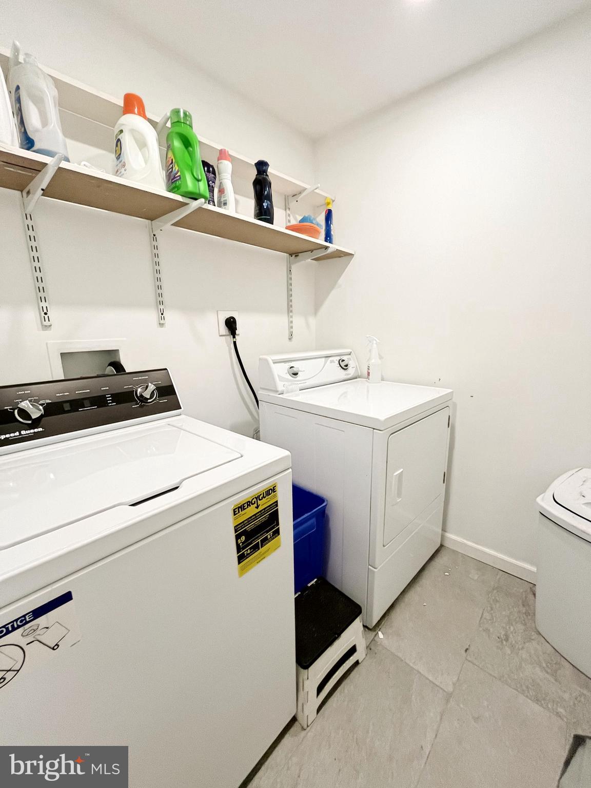 BELLA VISTA - Residential Lease