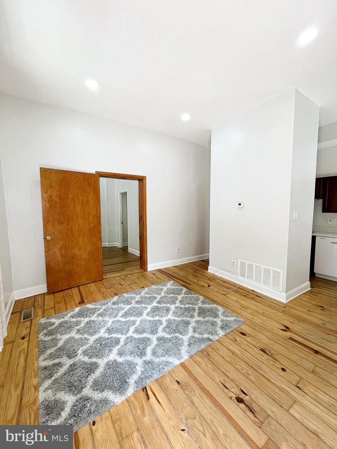 BELLA VISTA - Residential Lease