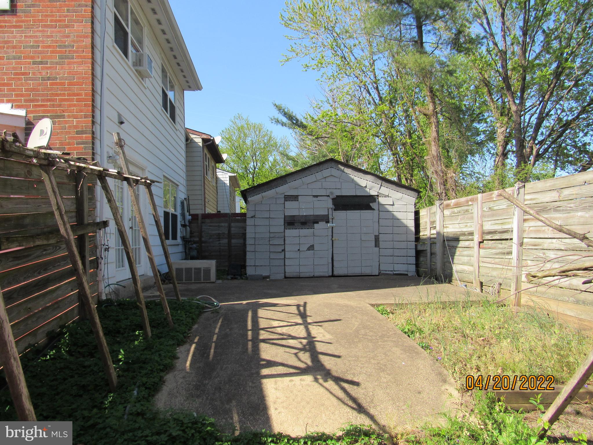 WILLOWBROOK - Residential