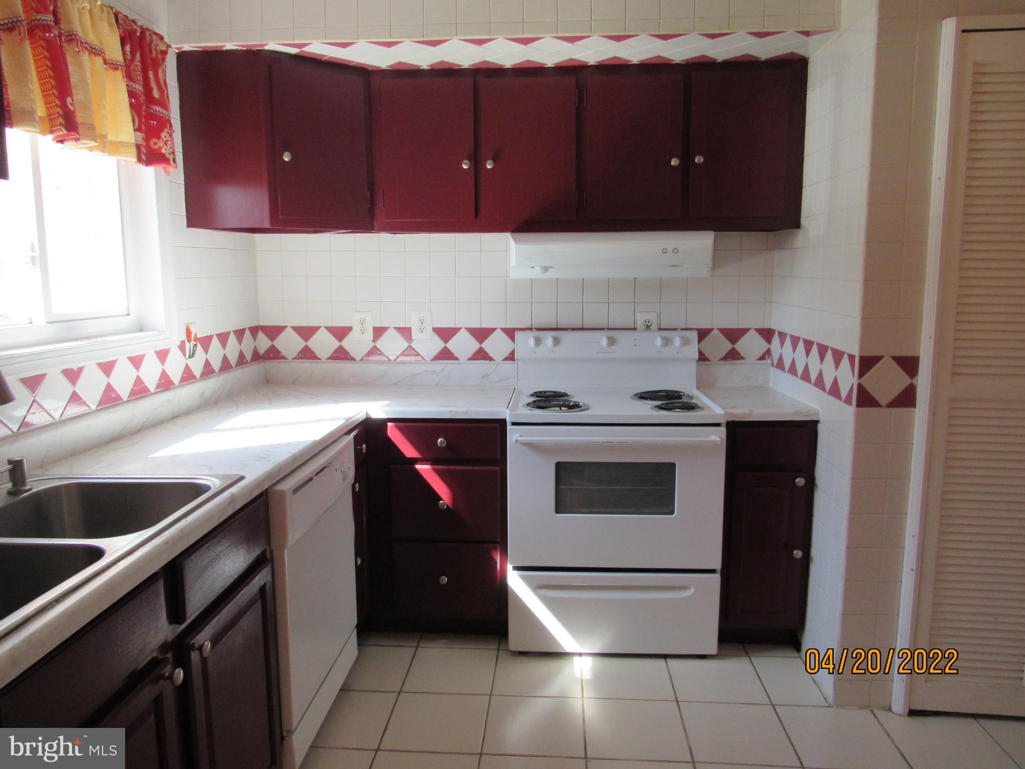 WILLOWBROOK - Residential