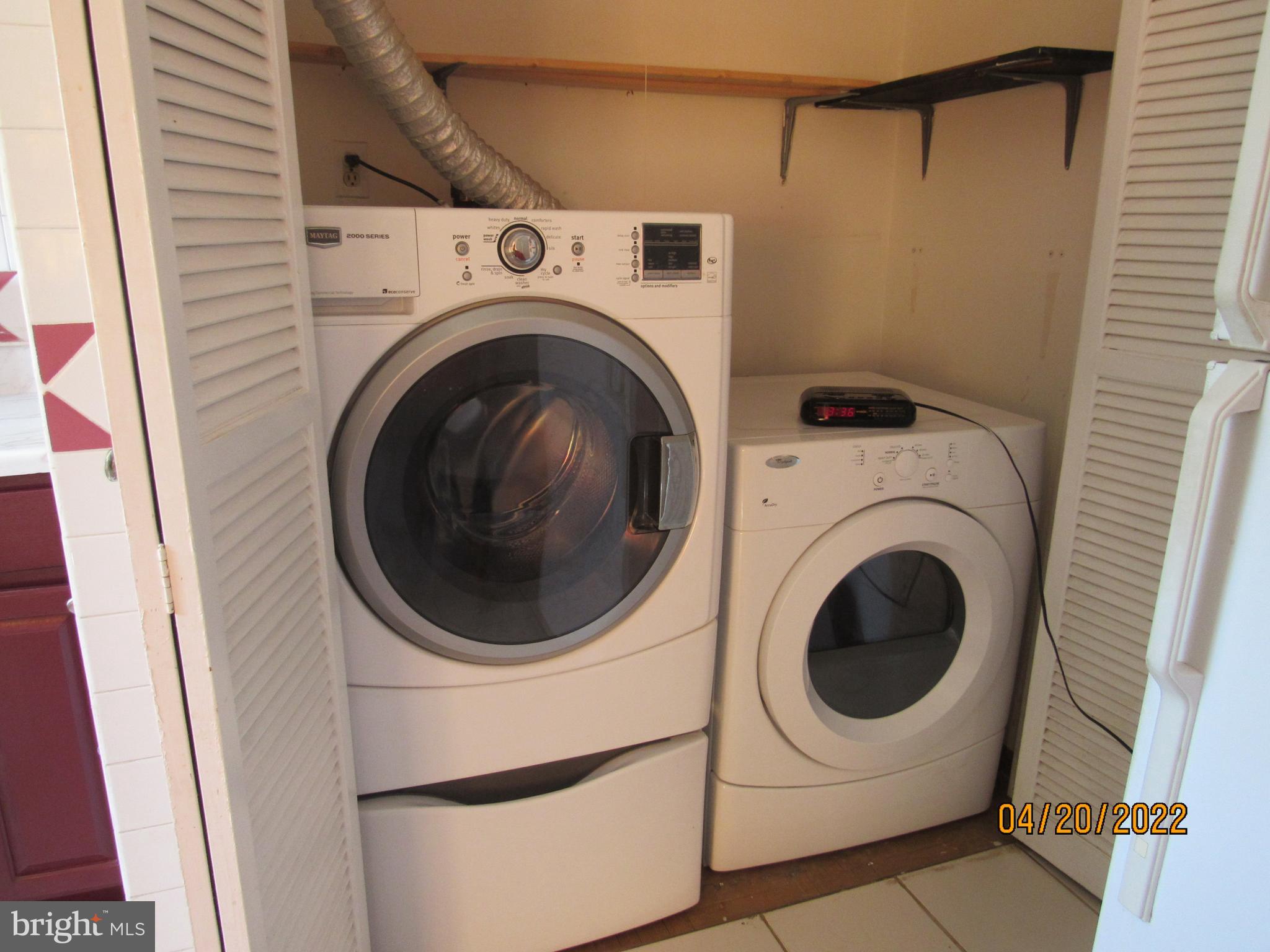 WILLOWBROOK - Residential