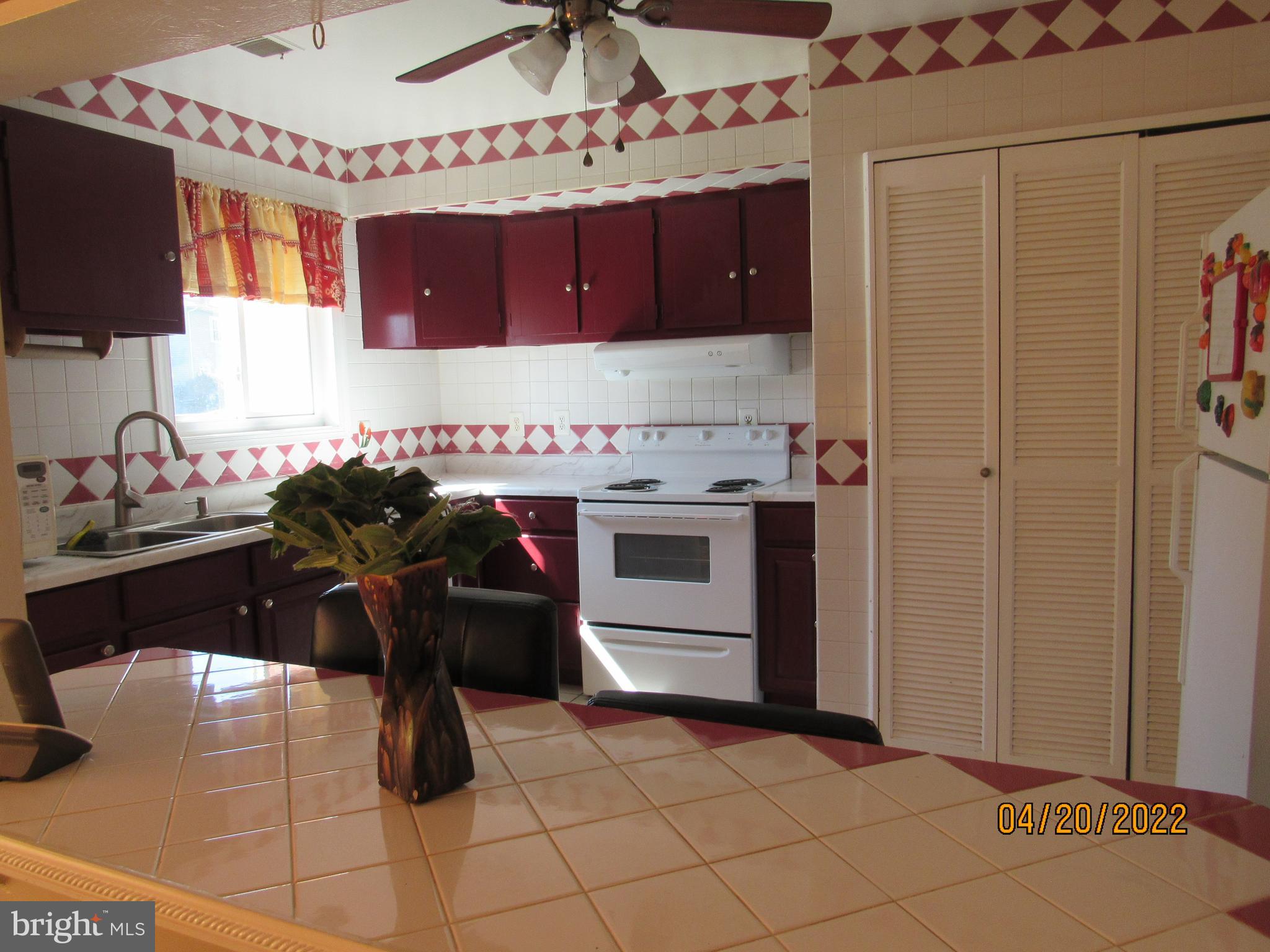 WILLOWBROOK - Residential