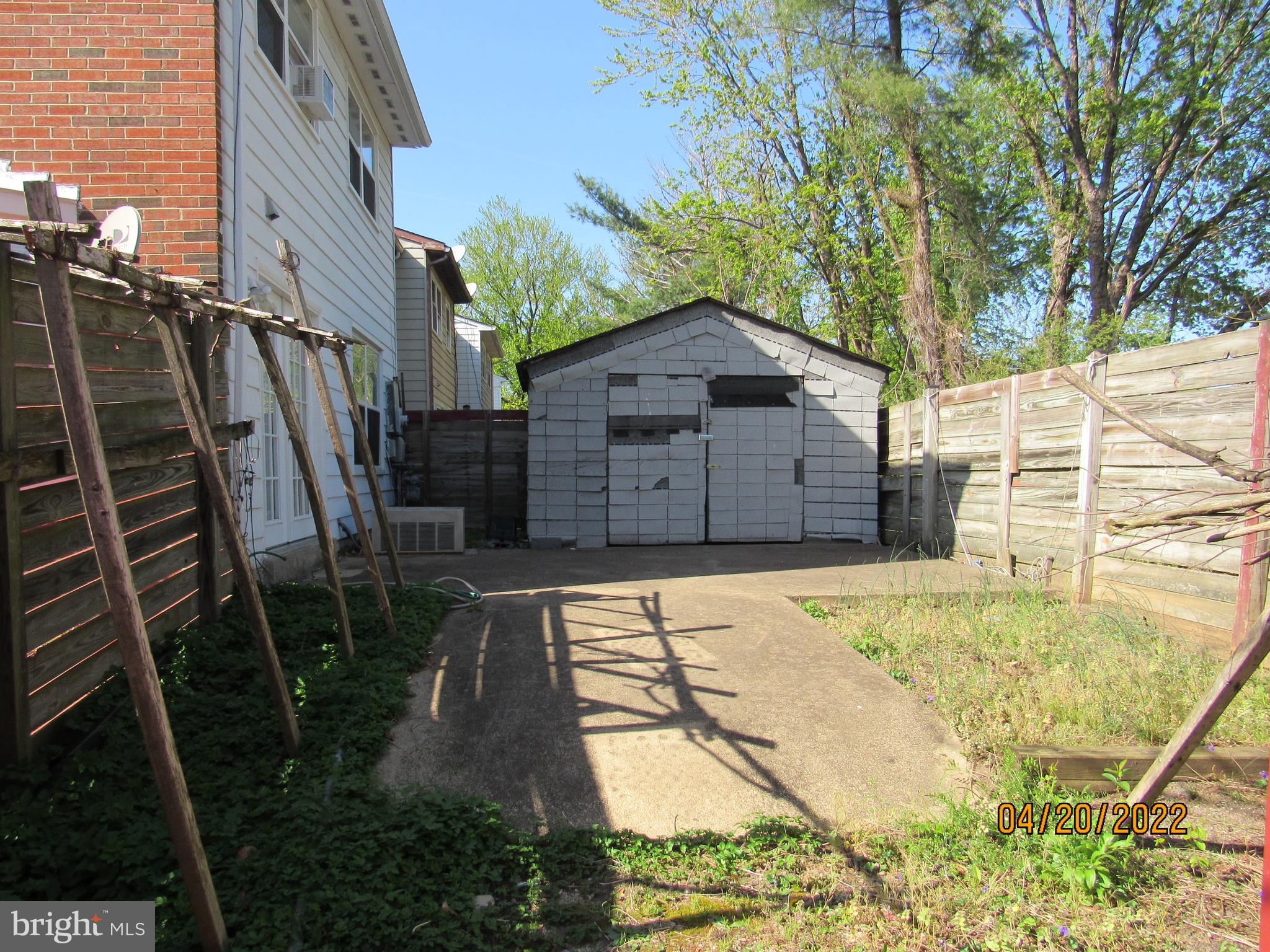 WILLOWBROOK - Residential