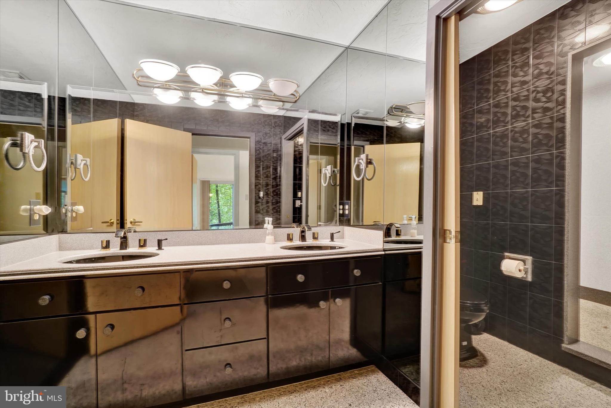 SPRINGETTS OAKS - Residential