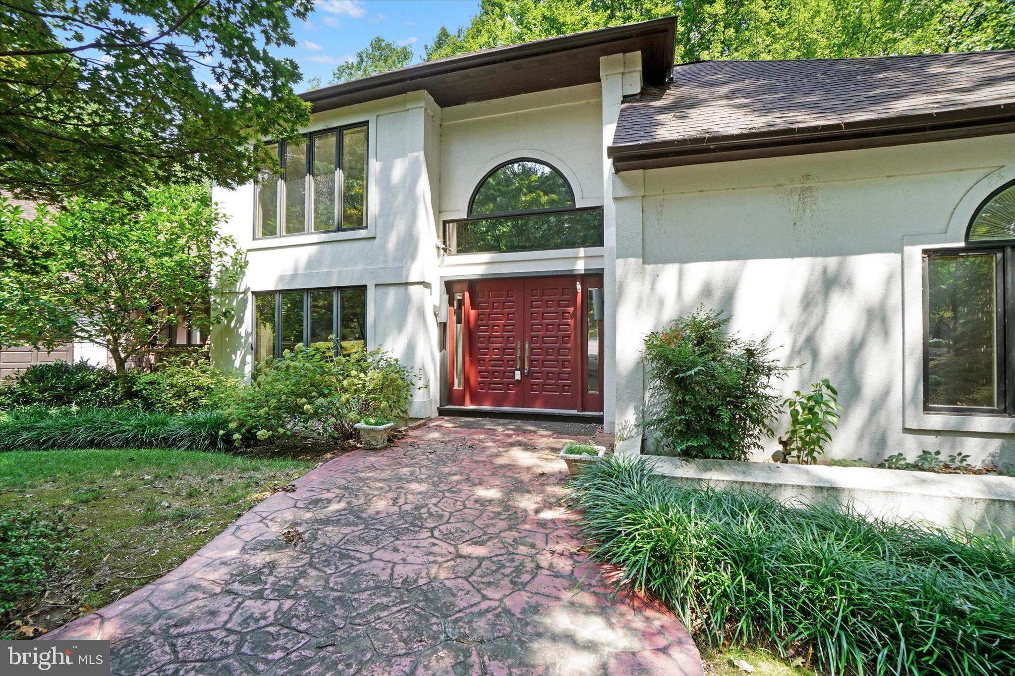 SPRINGETTS OAKS - Residential