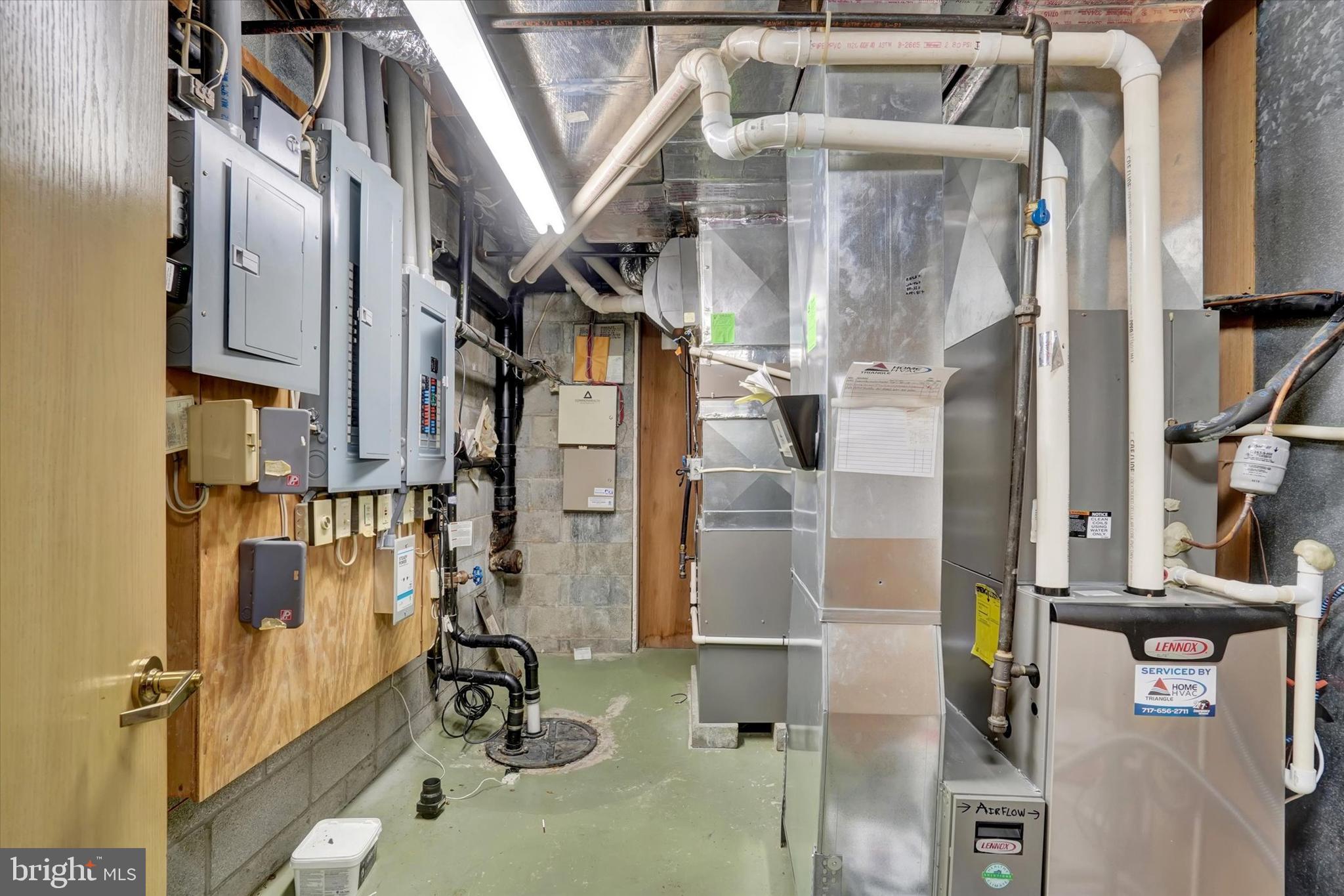 SPRINGETTS OAKS - Residential