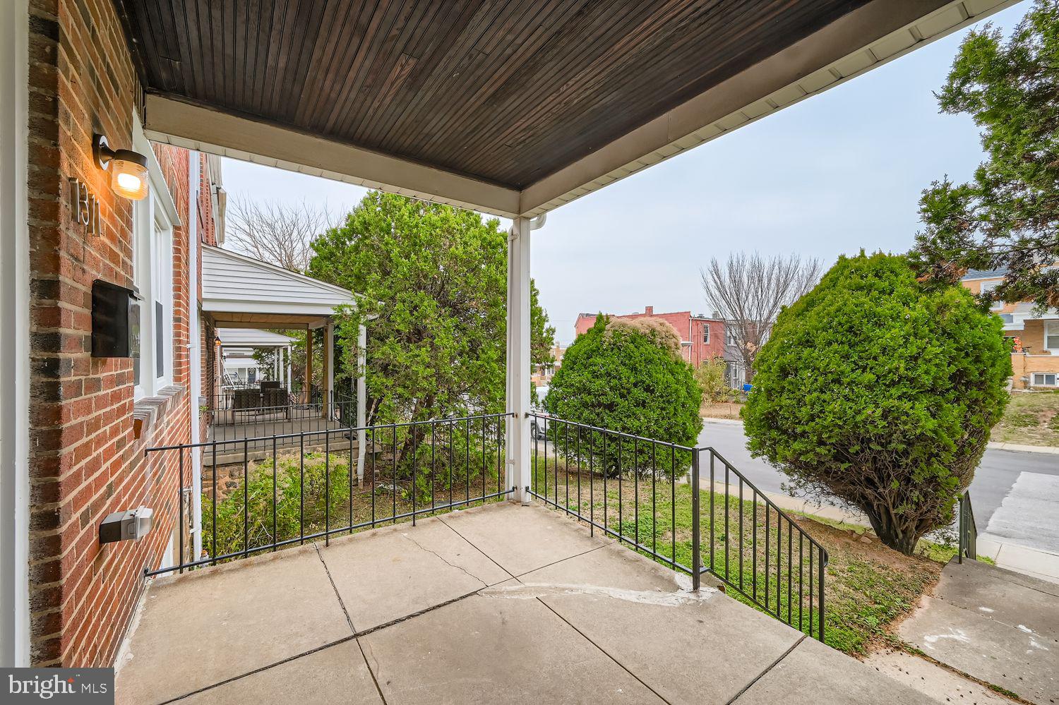 1311 N KENWOOD AVENUE