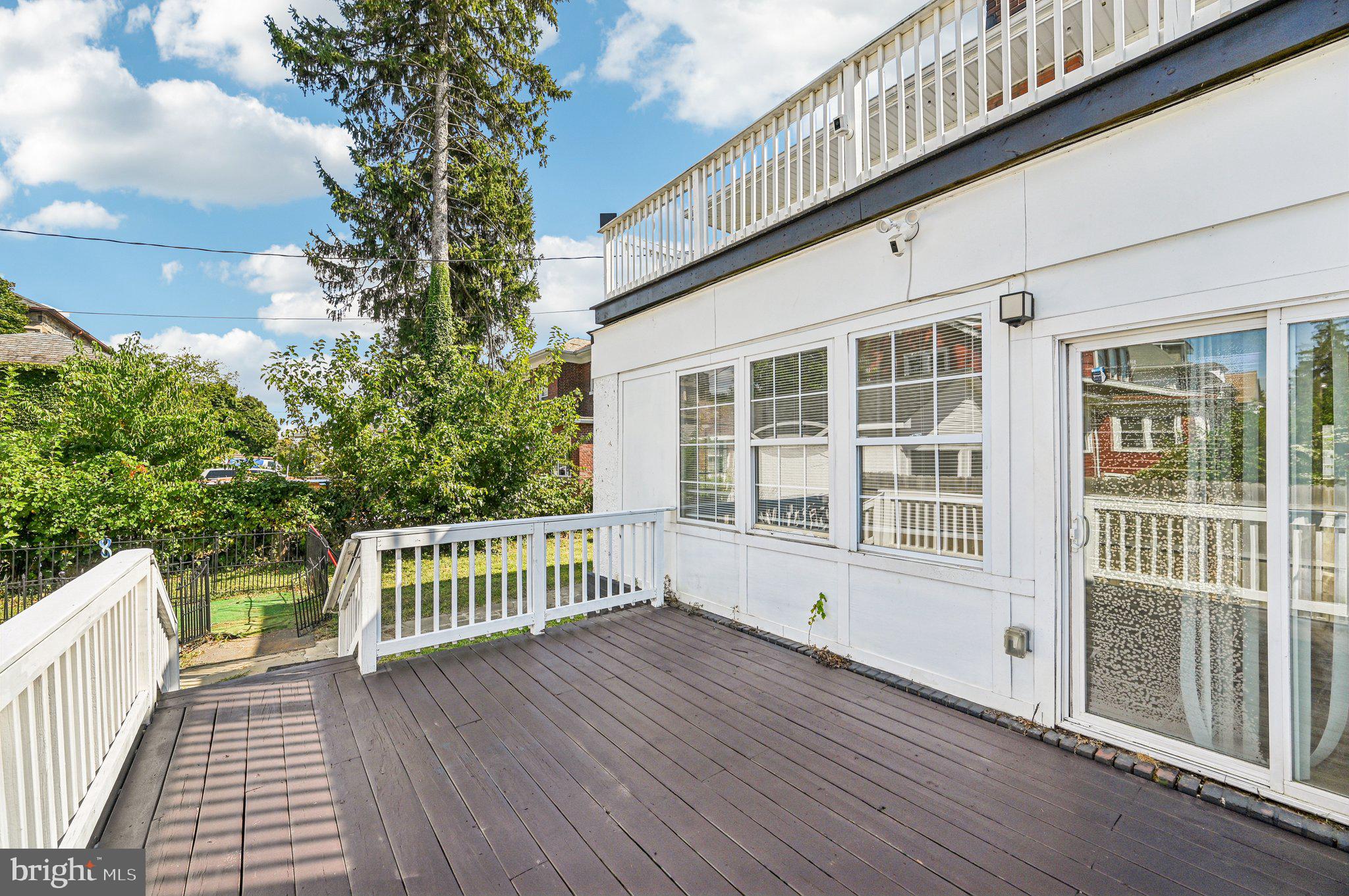ASHBURTON HISTORIC DISTRICT - Residential