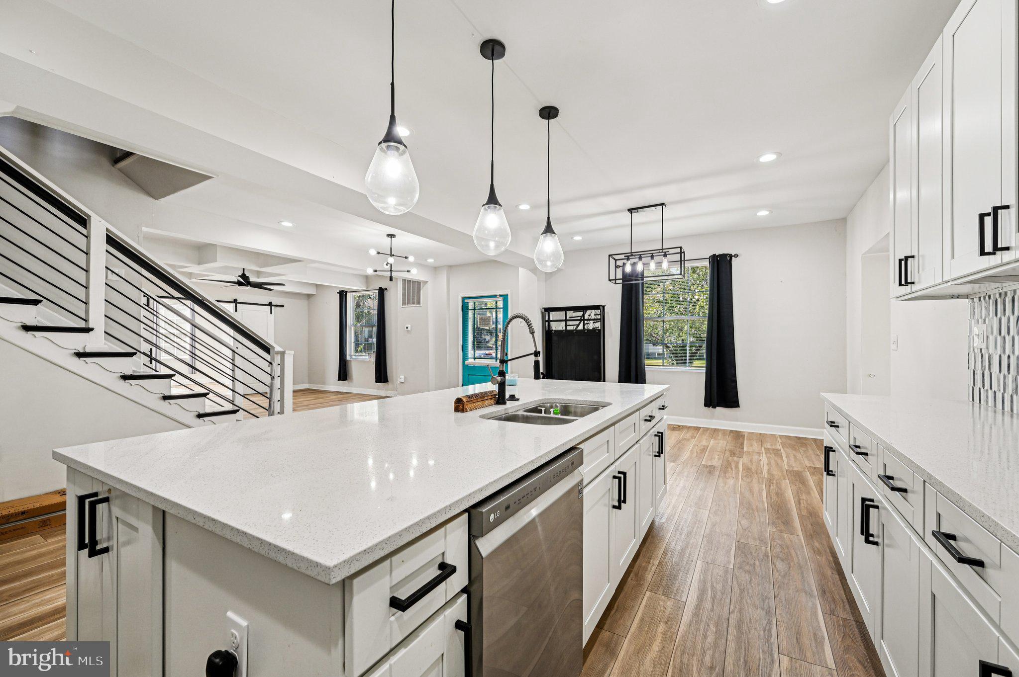 ASHBURTON HISTORIC DISTRICT - Residential