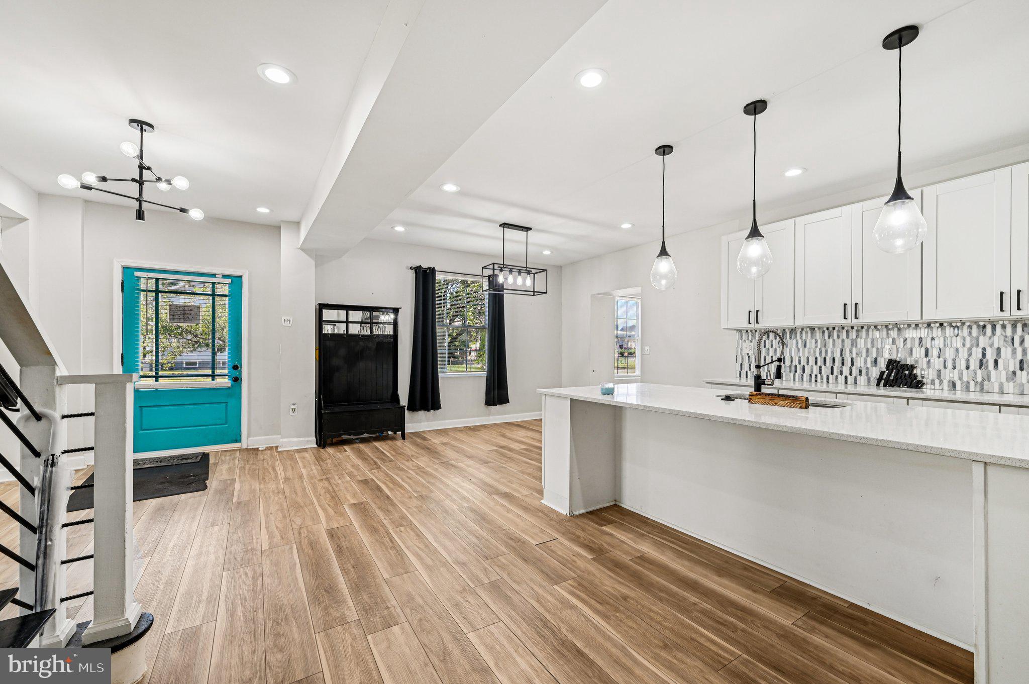 ASHBURTON HISTORIC DISTRICT - Residential