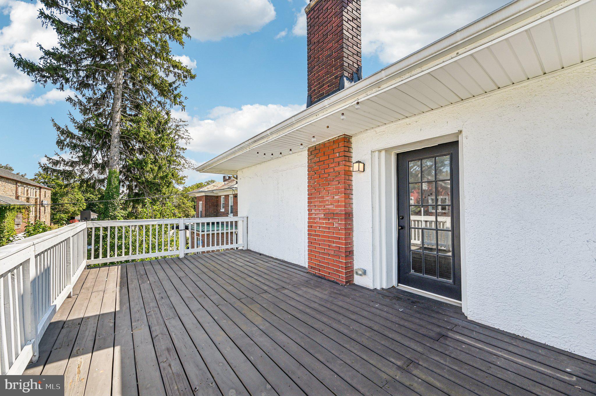ASHBURTON HISTORIC DISTRICT - Residential