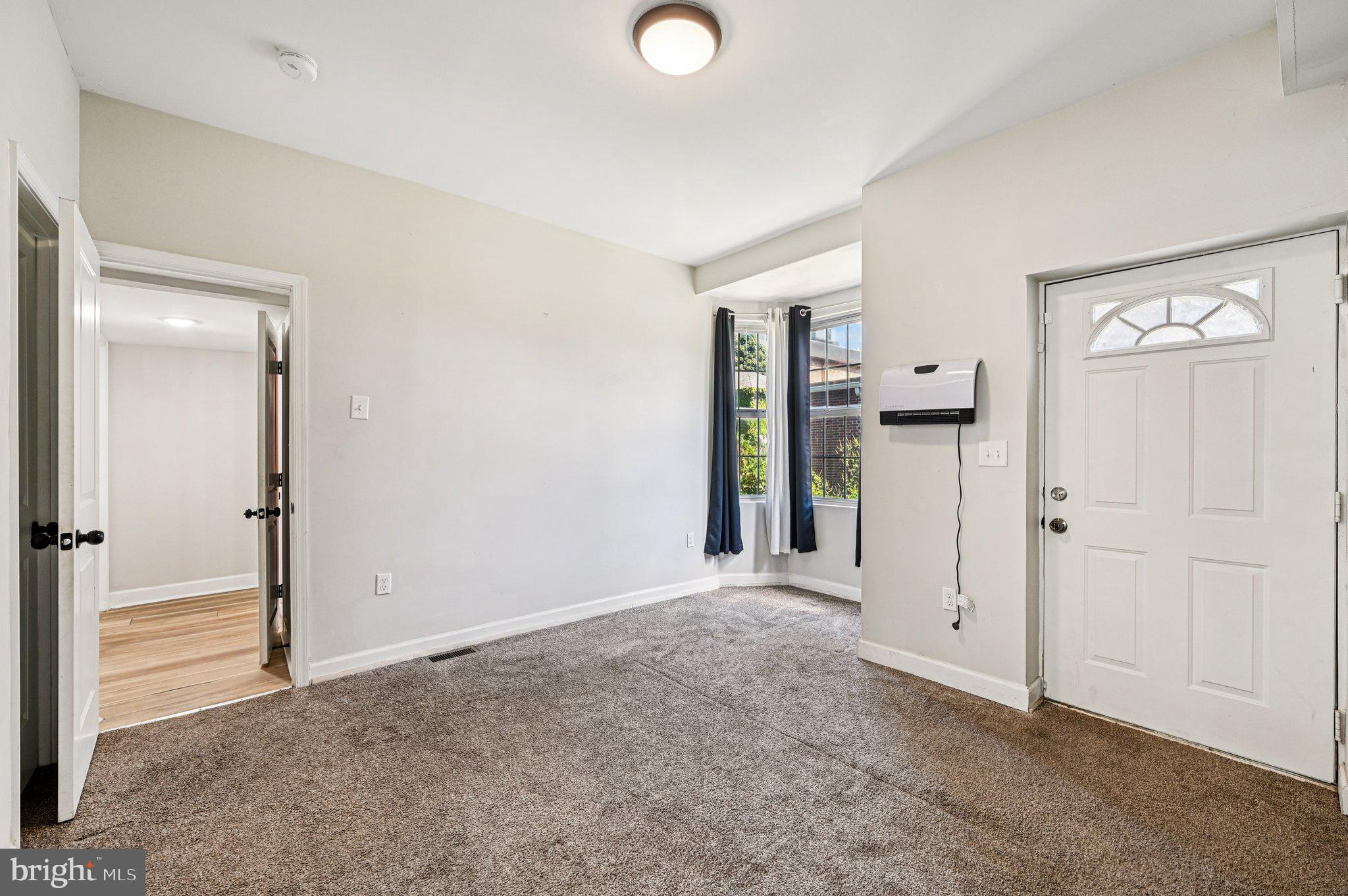ASHBURTON HISTORIC DISTRICT - Residential