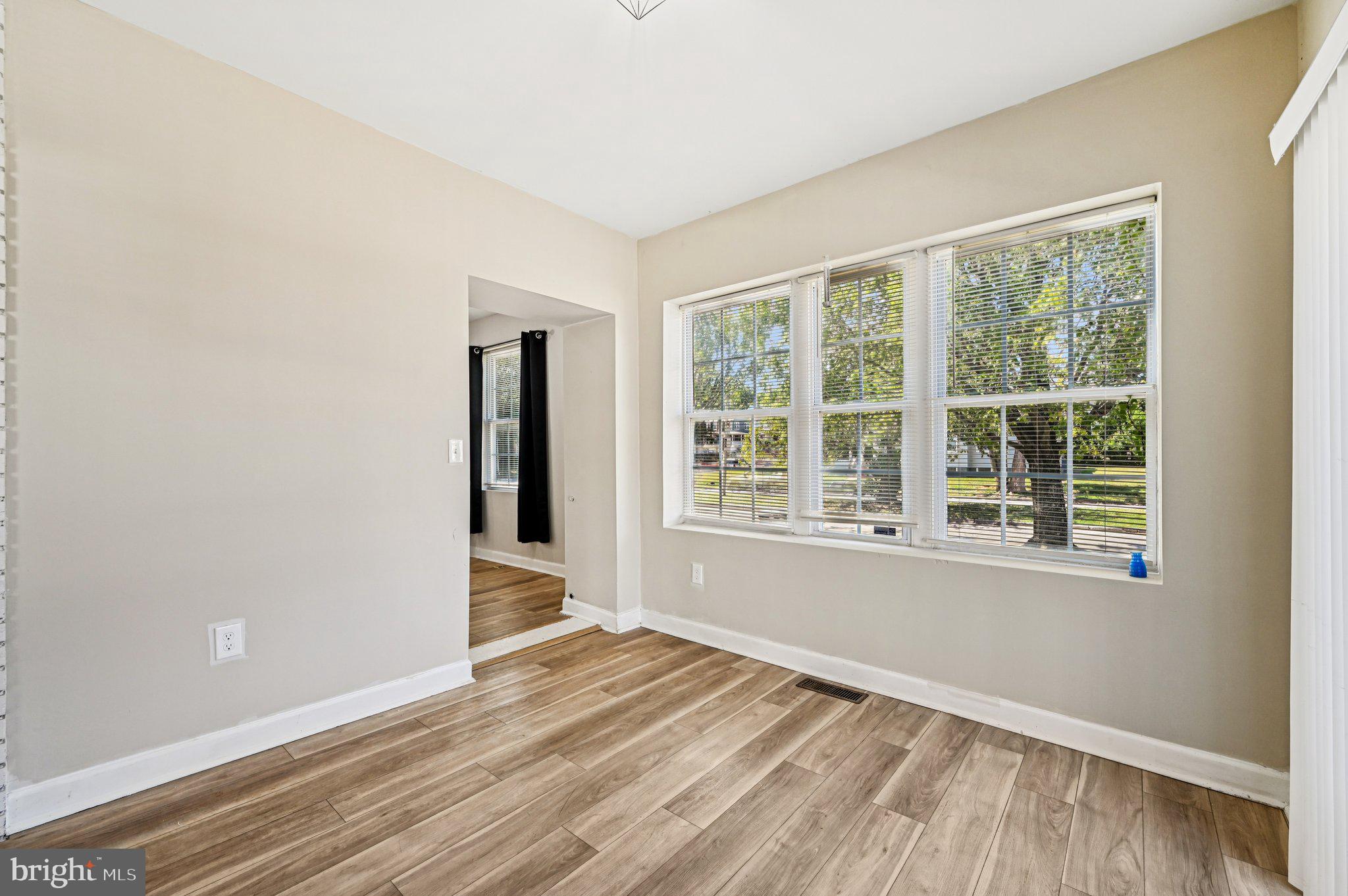 ASHBURTON HISTORIC DISTRICT - Residential