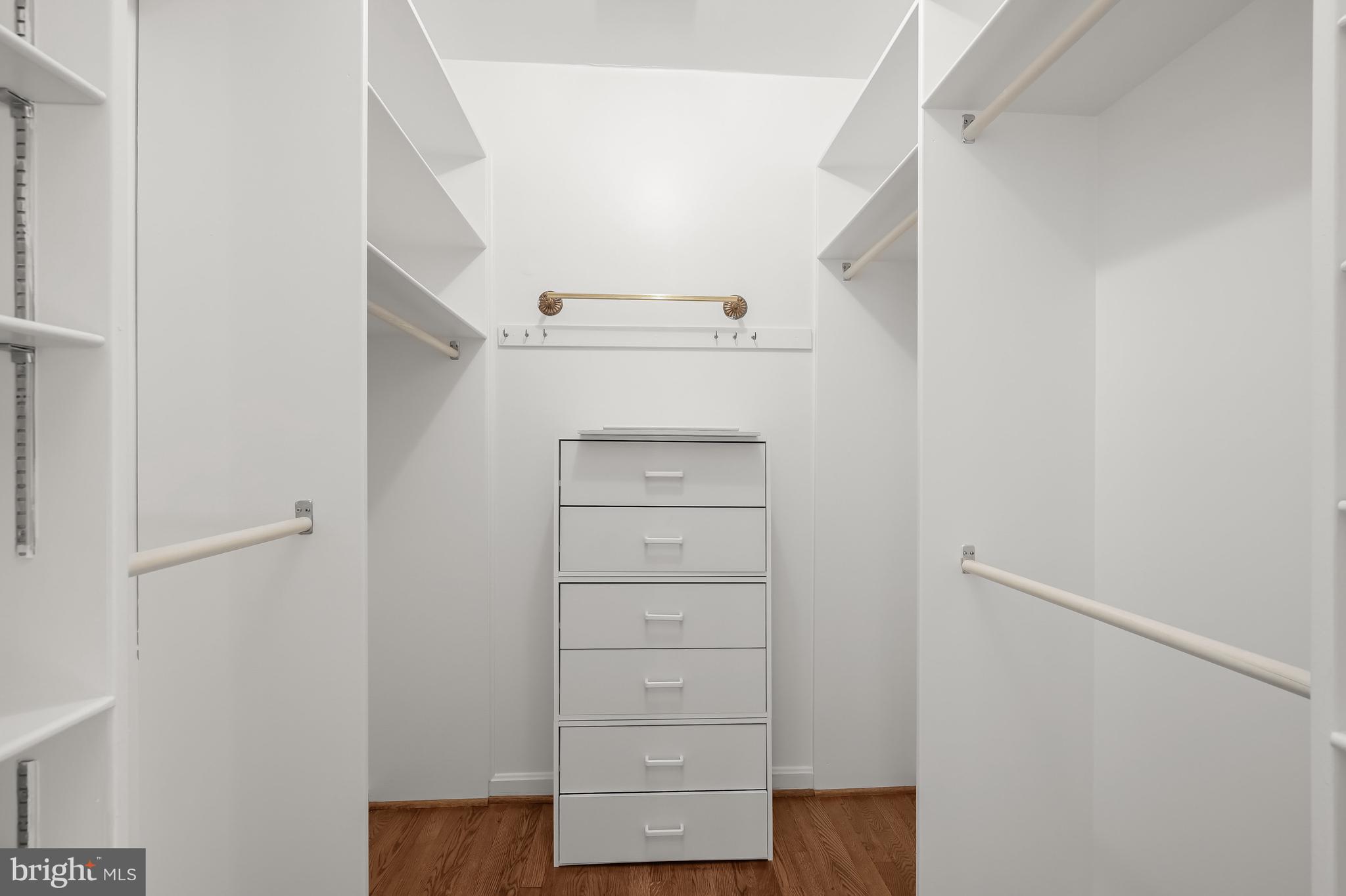 EAST GATE OF POTOMAC - Residential