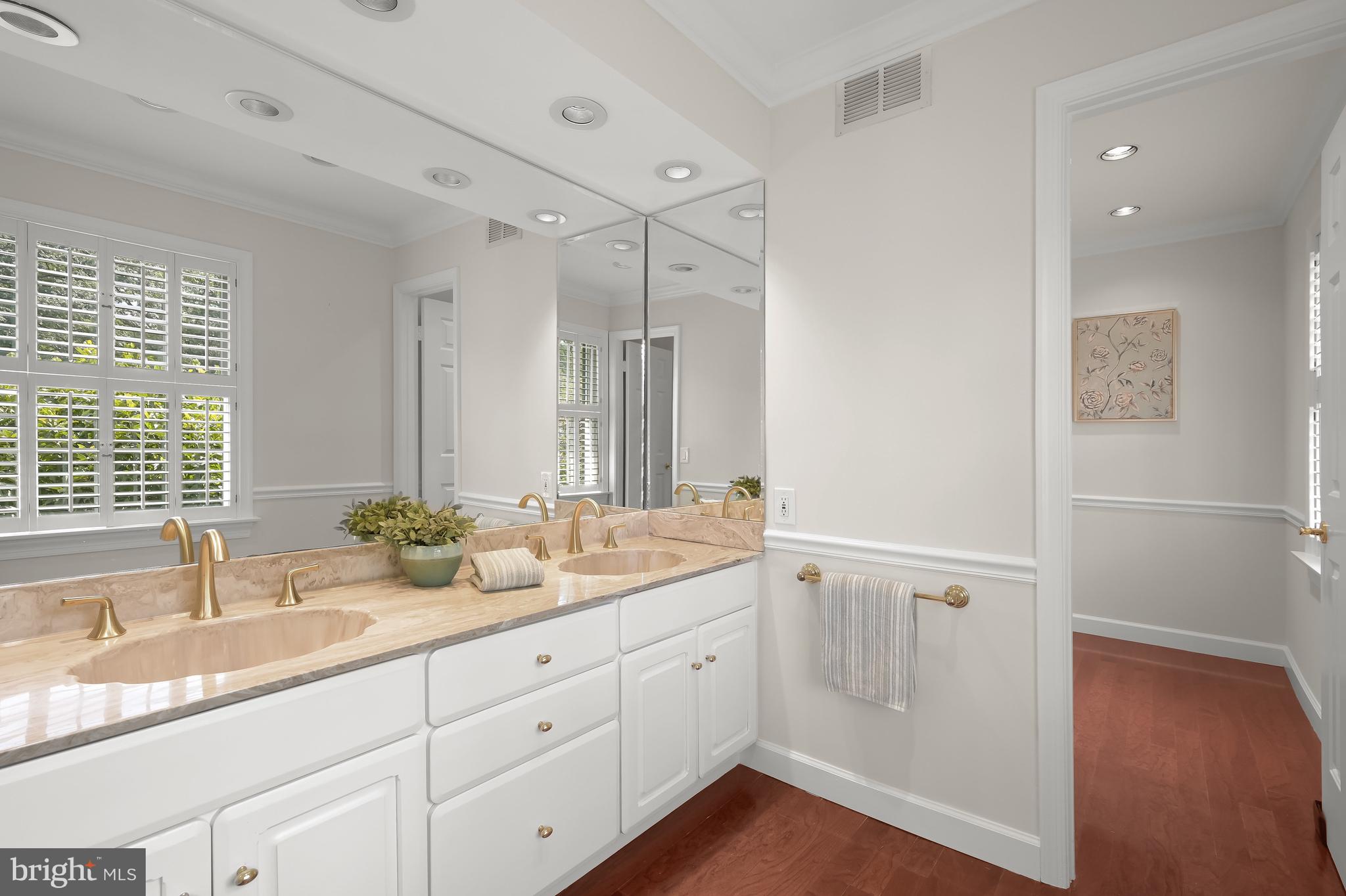 EAST GATE OF POTOMAC - Residential