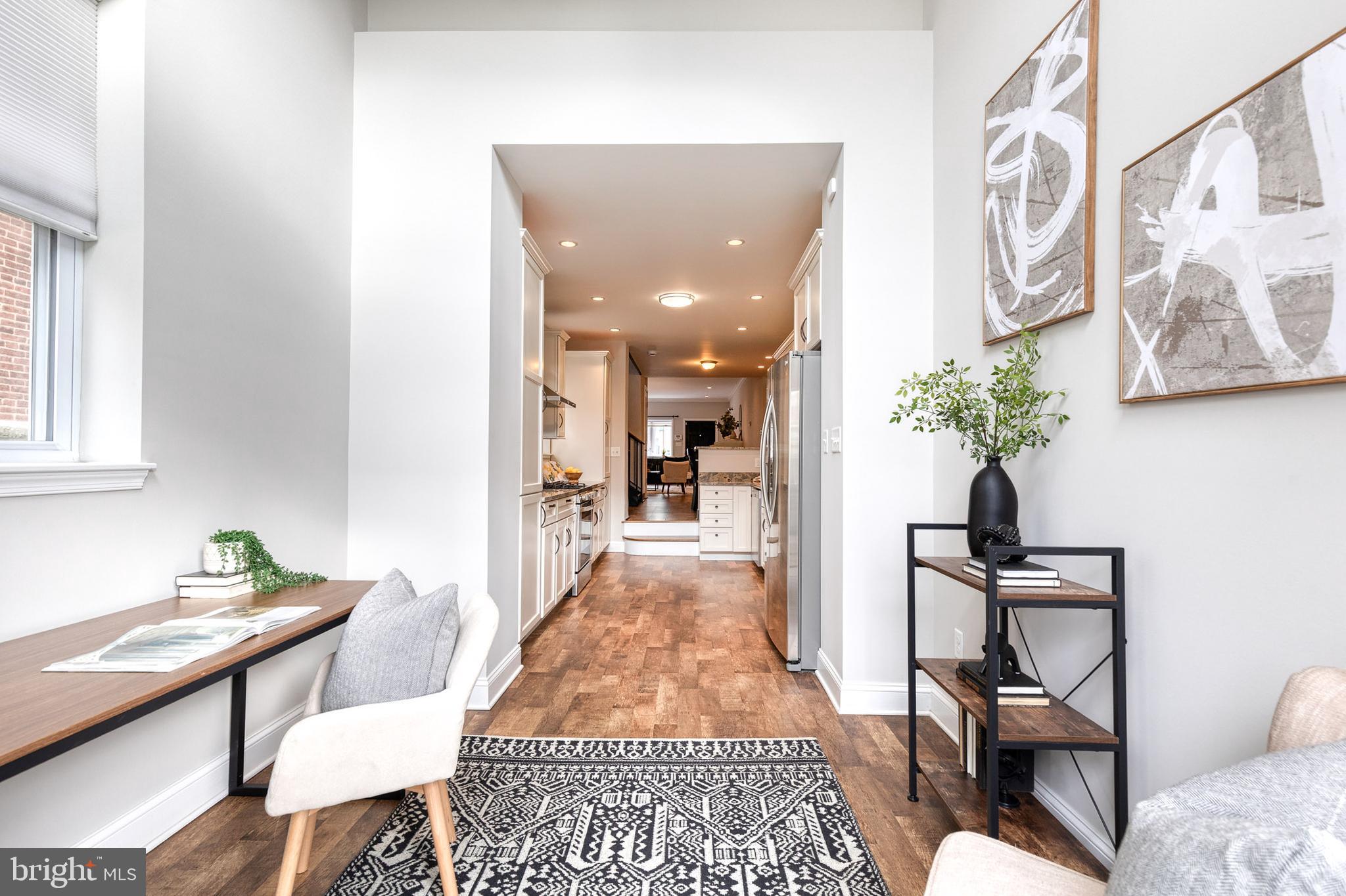 LITTLE ITALY - Residential