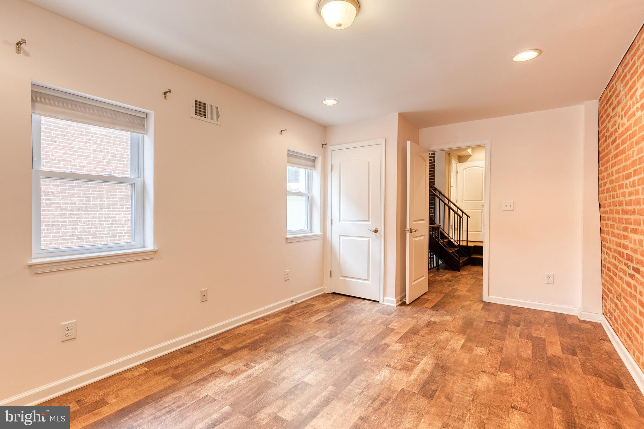 LITTLE ITALY - Residential