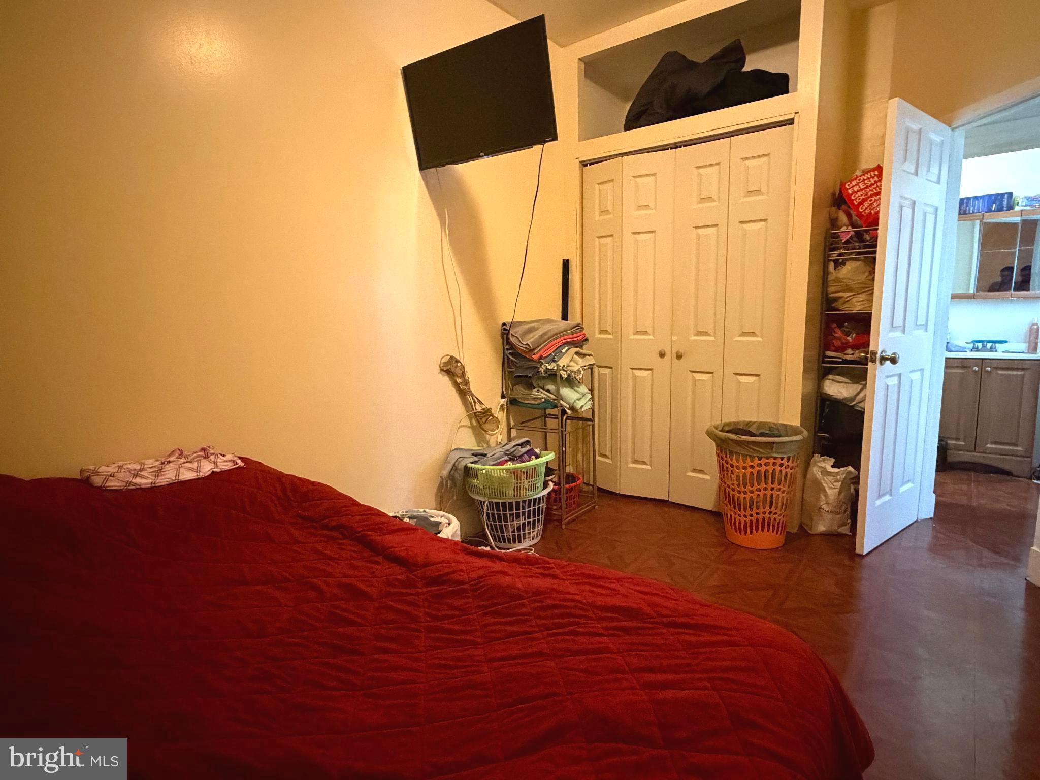 NORRIS SQUARE - Residential