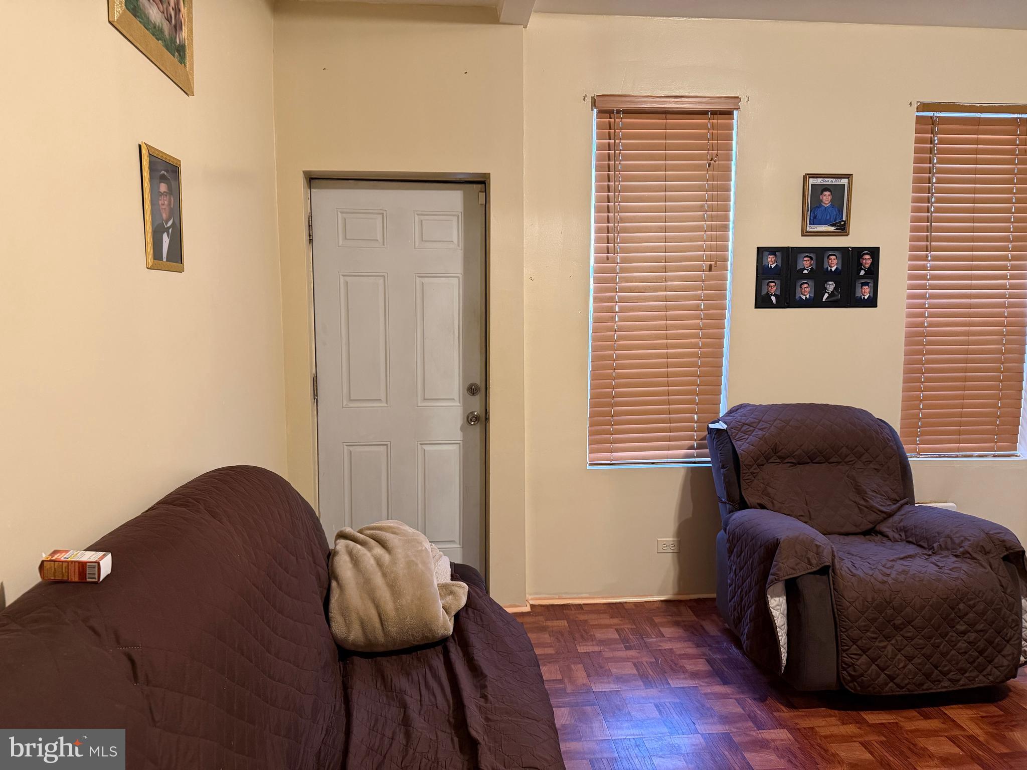 NORRIS SQUARE - Residential