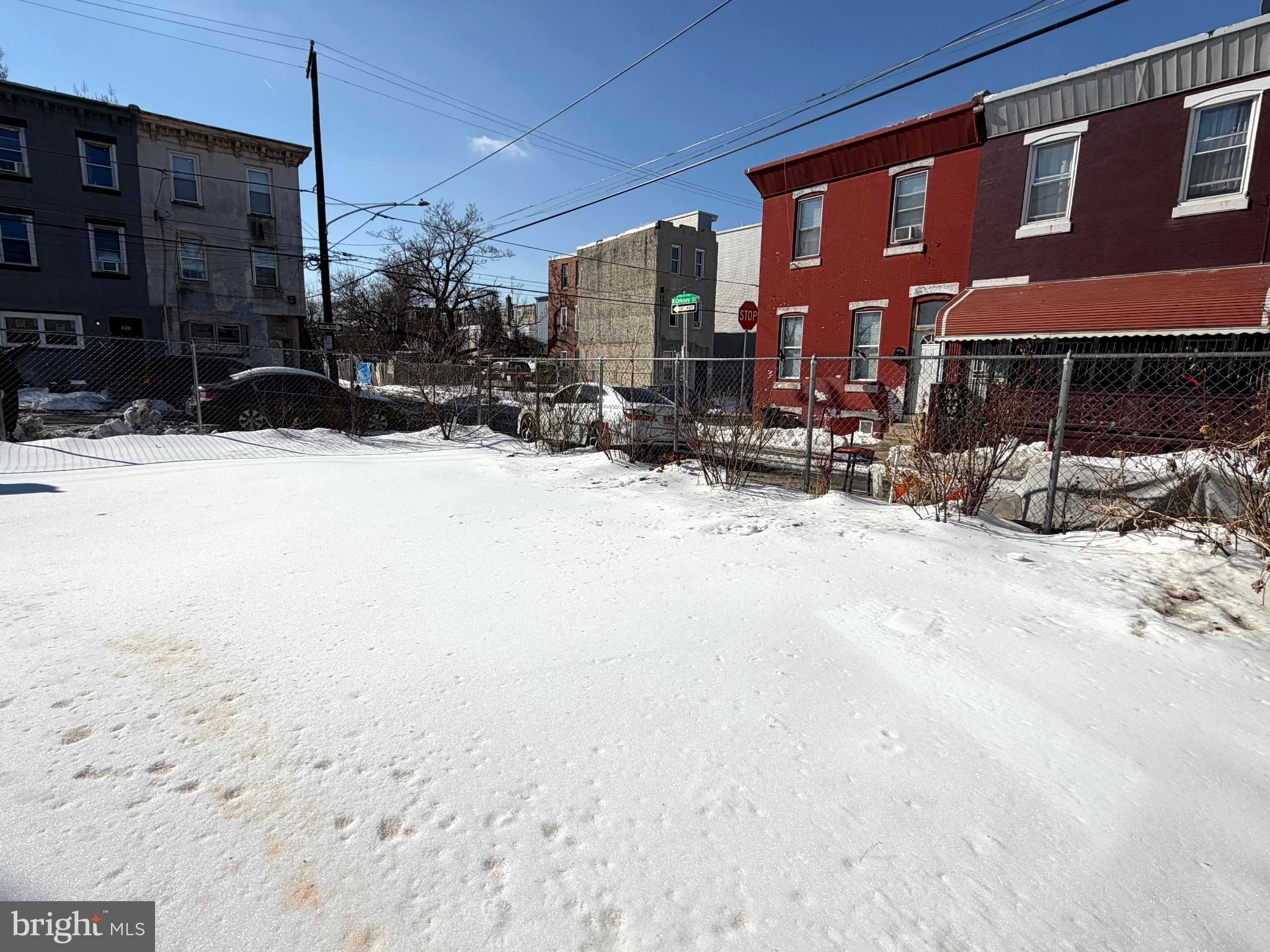 NORRIS SQUARE - Residential