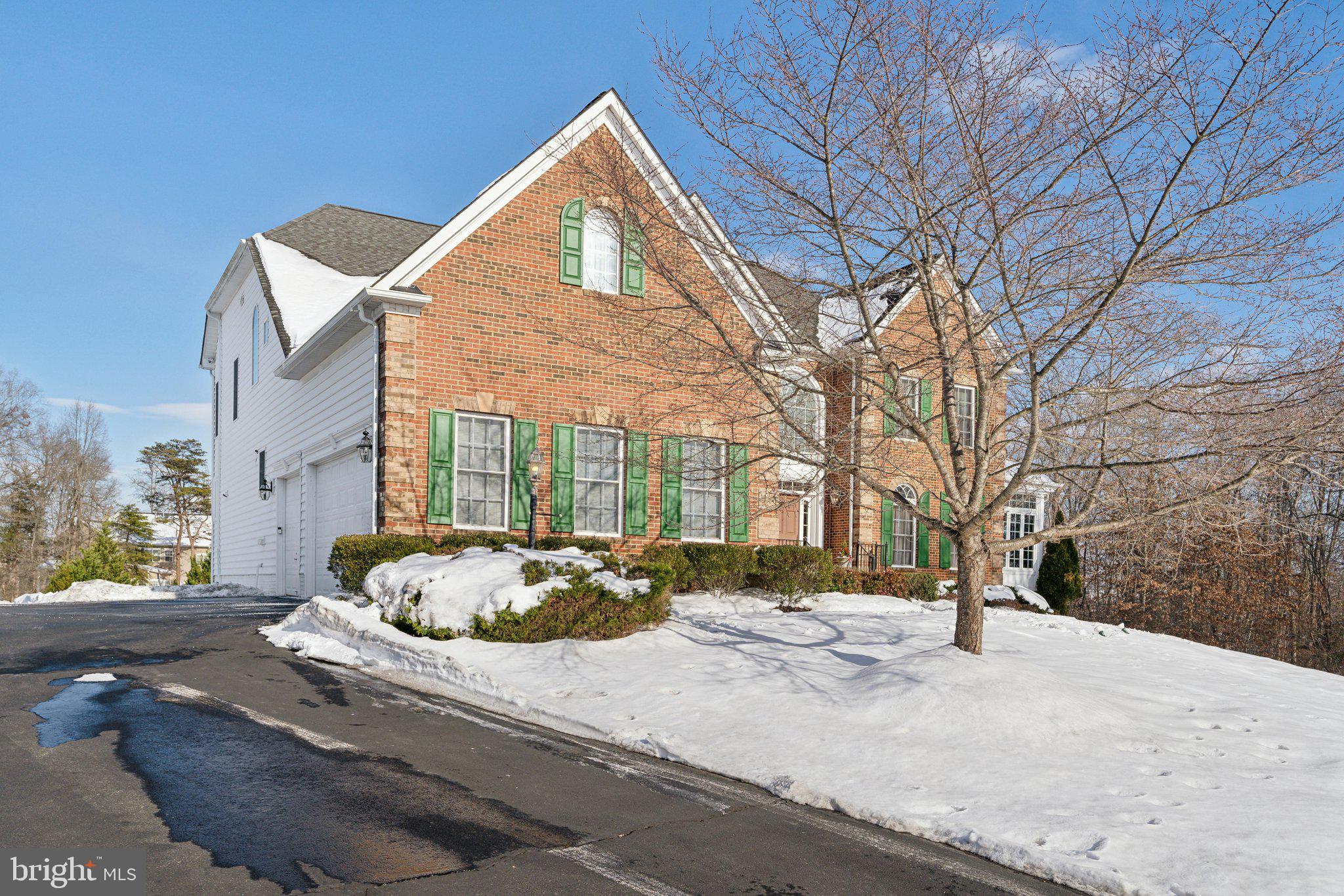 BROOKSIDE - Residential